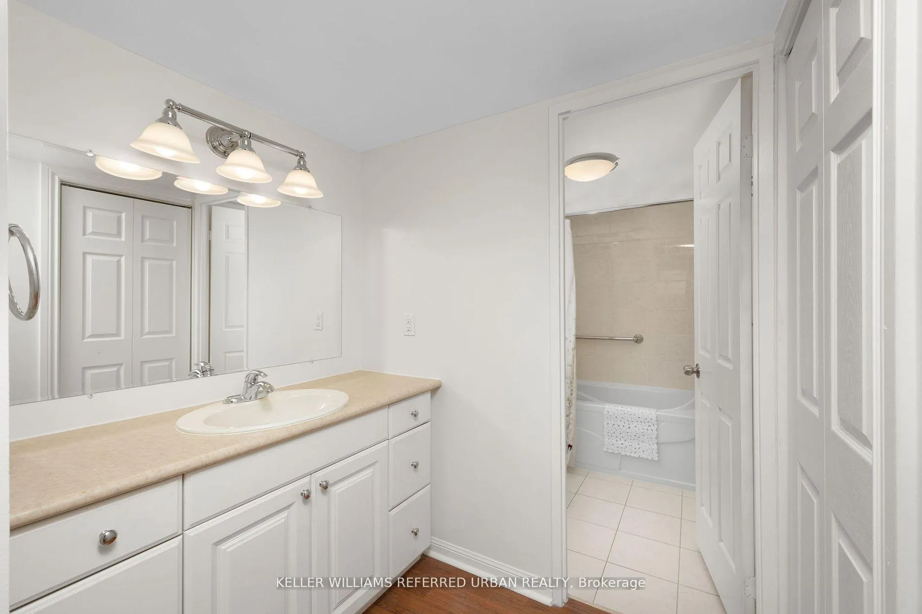 Photo 18 of Unit 522, 255 The Donway, North York, Banbury-Don Mills — HOMEH