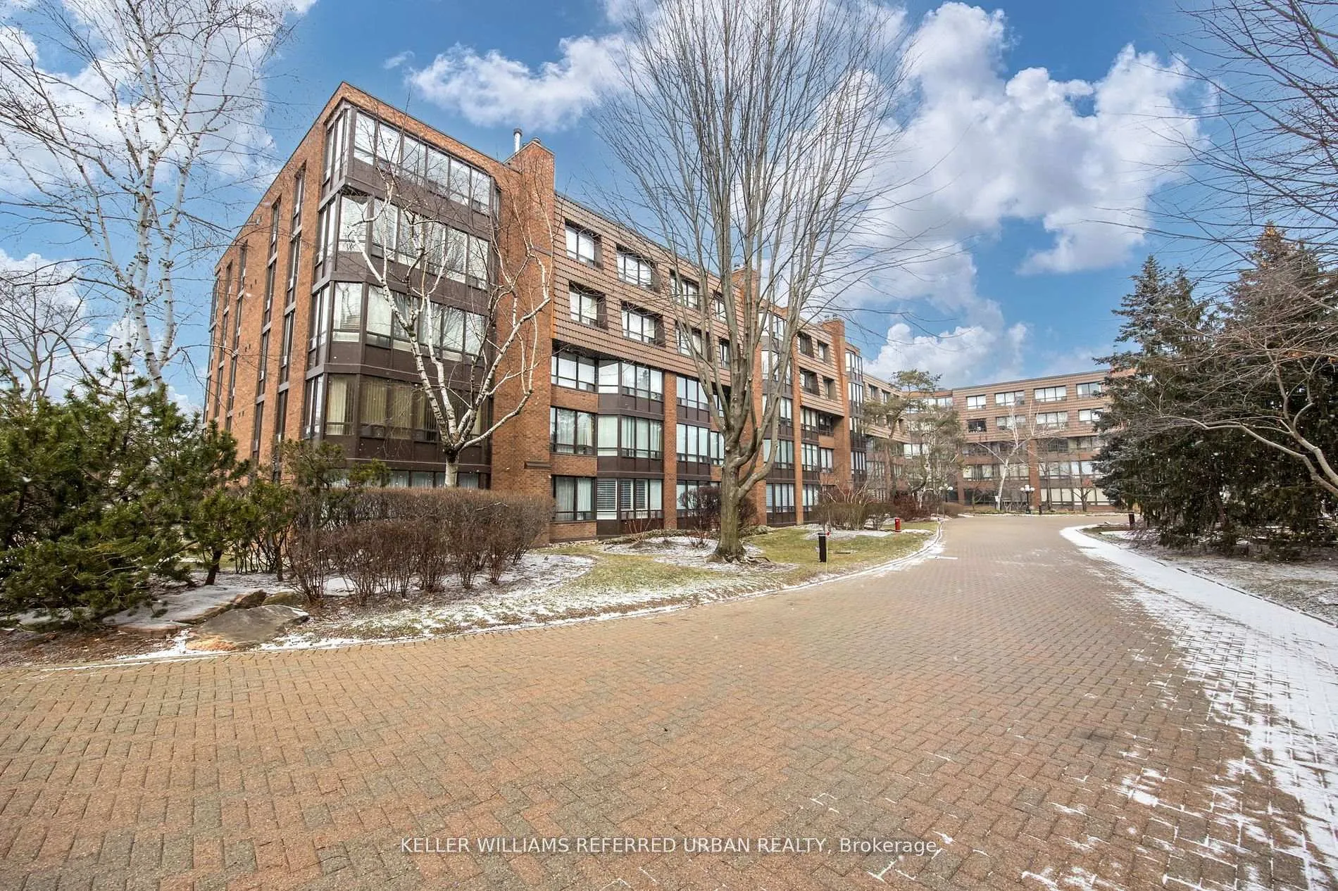 Photo 26 of Unit 522, 255 The Donway, North York, Banbury-Don Mills — HOMEH