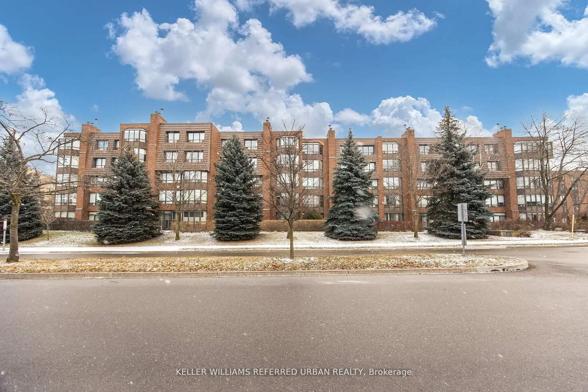 Photo 30 of Unit 522, 255 The Donway, North York, Banbury-Don Mills — HOMEH