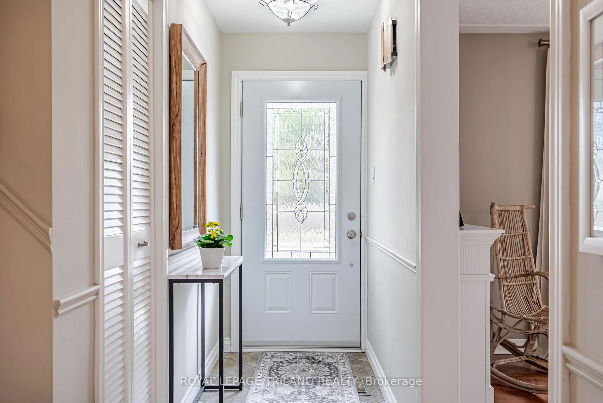 Photo 5 of 188 Canterbury Drive, Thames Centre, Dorchester — HOMEH