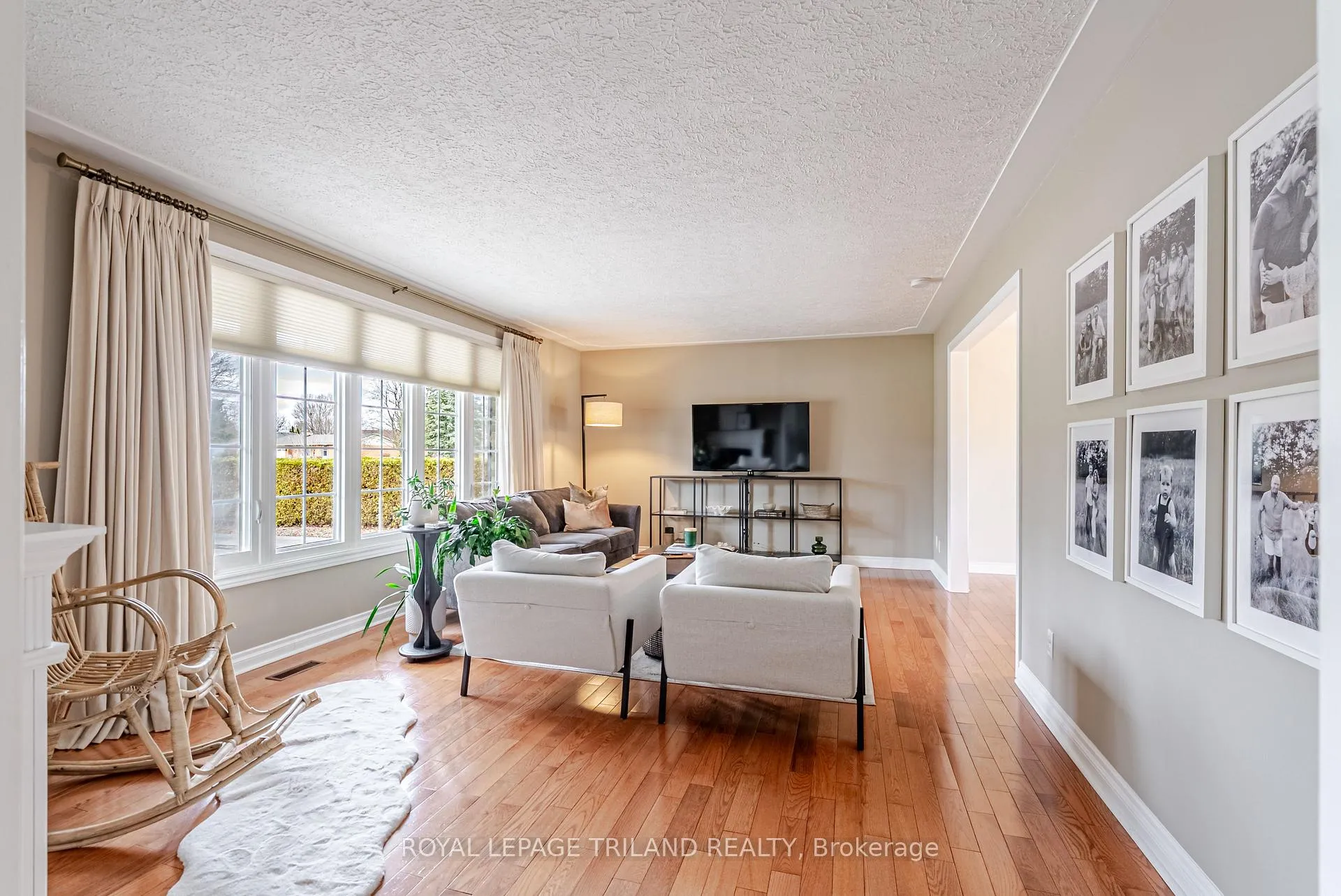 Photo 6 of 188 Canterbury Drive, Thames Centre, Dorchester — HOMEH