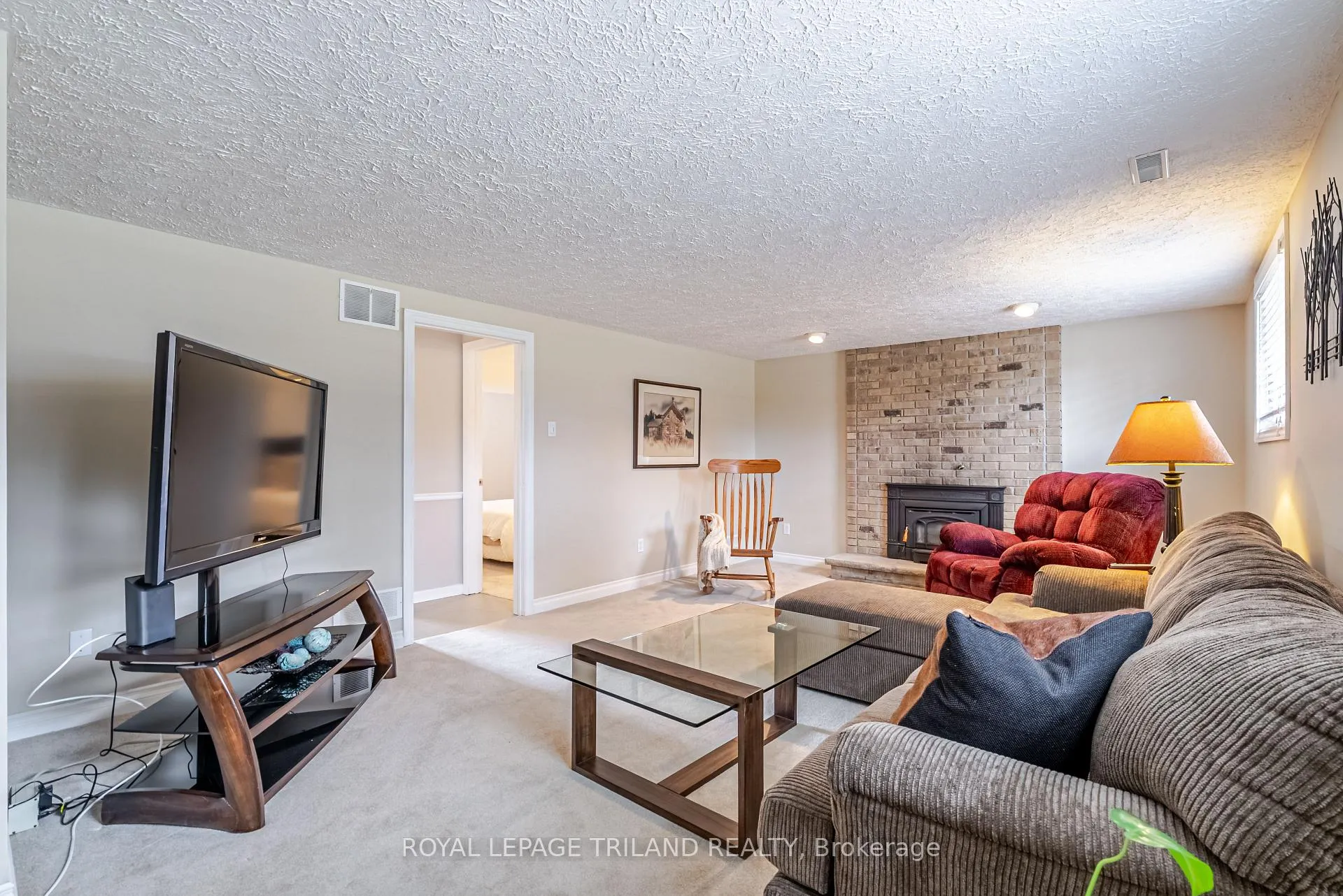 Photo 28 of 188 Canterbury Drive, Thames Centre, Dorchester — HOMEH