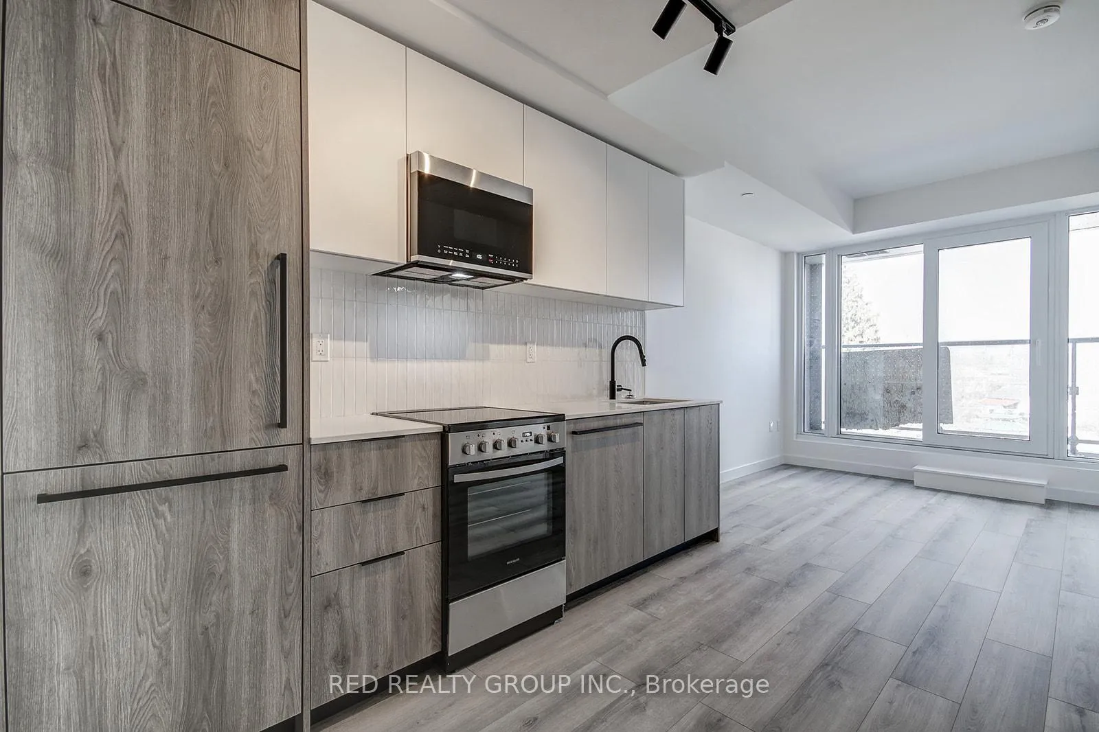 Photo 8 of Unit 310, 1635 Military Trail, Scarborough, Centennial Scarborough — HOMEH