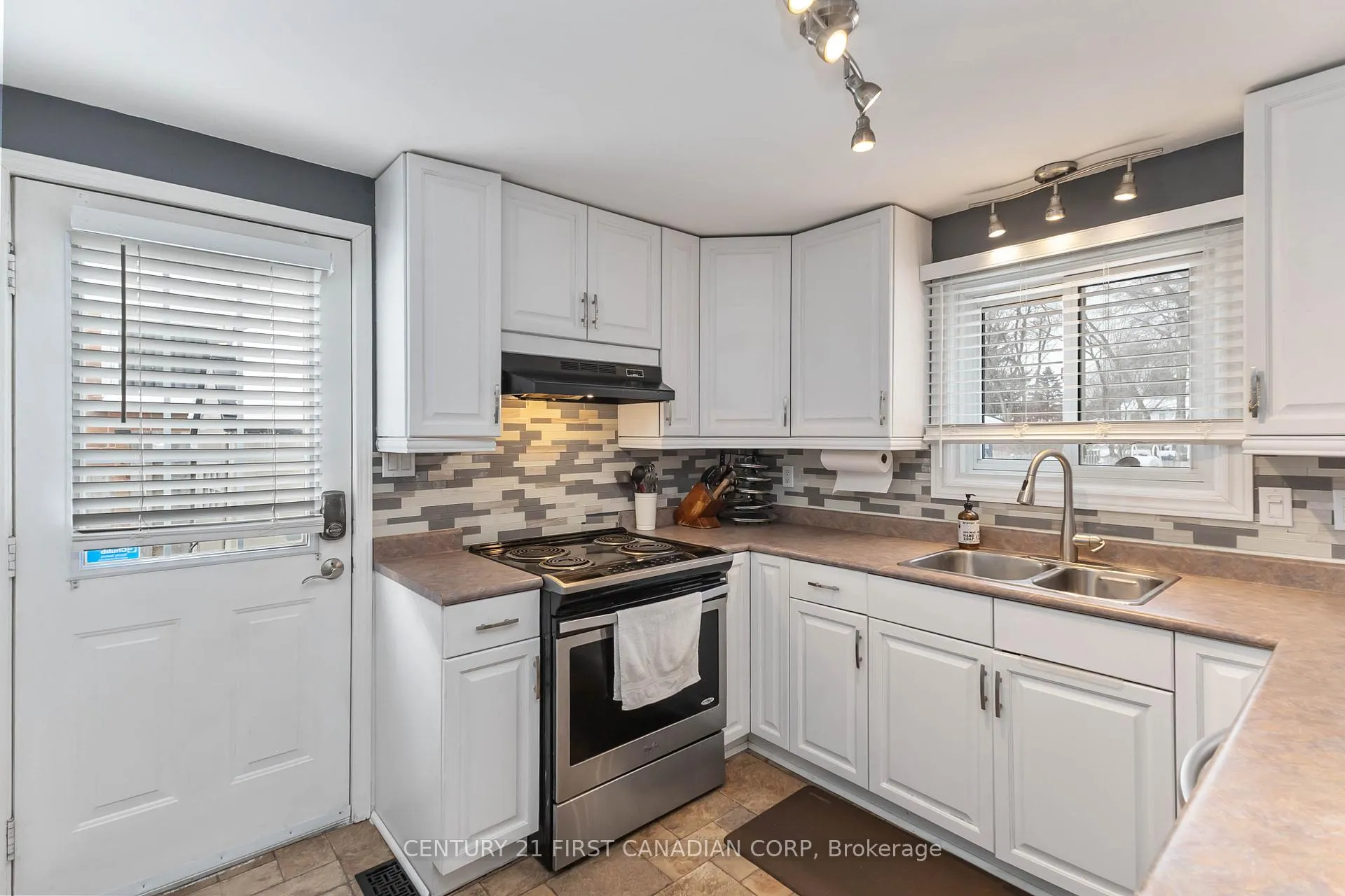 Photo 12 of 234 Union Street, Central Elgin, Belmont — HOMEH