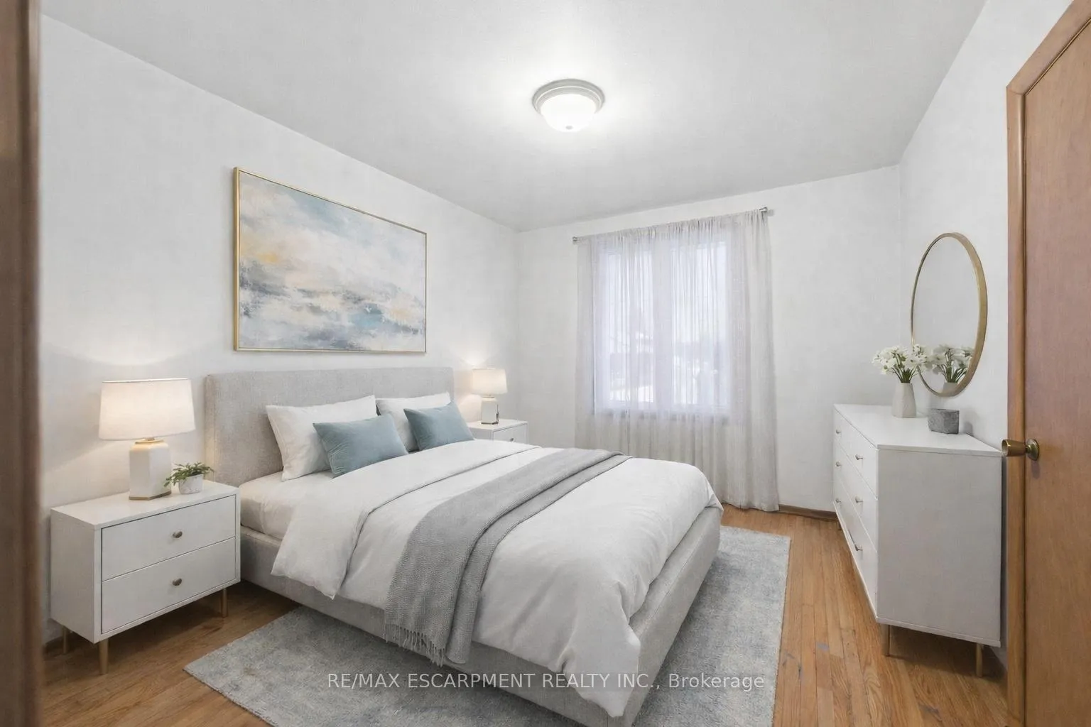 Photo 8 of 314 Hawkridge Avenue, Hamilton, Yeoville — HOMEH