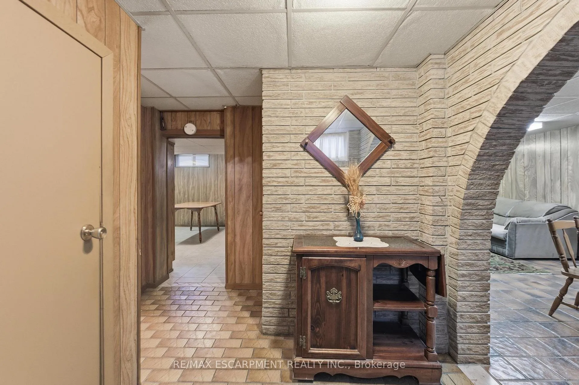 Photo 17 of 314 Hawkridge Avenue, Hamilton, Yeoville — HOMEH