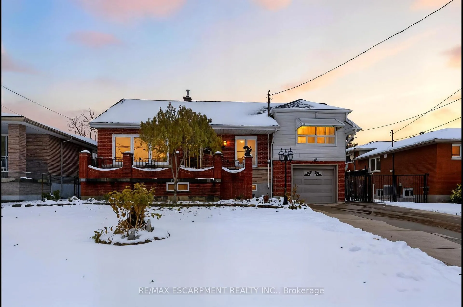 Photo 30 of 314 Hawkridge Avenue, Hamilton, Yeoville — HOMEH