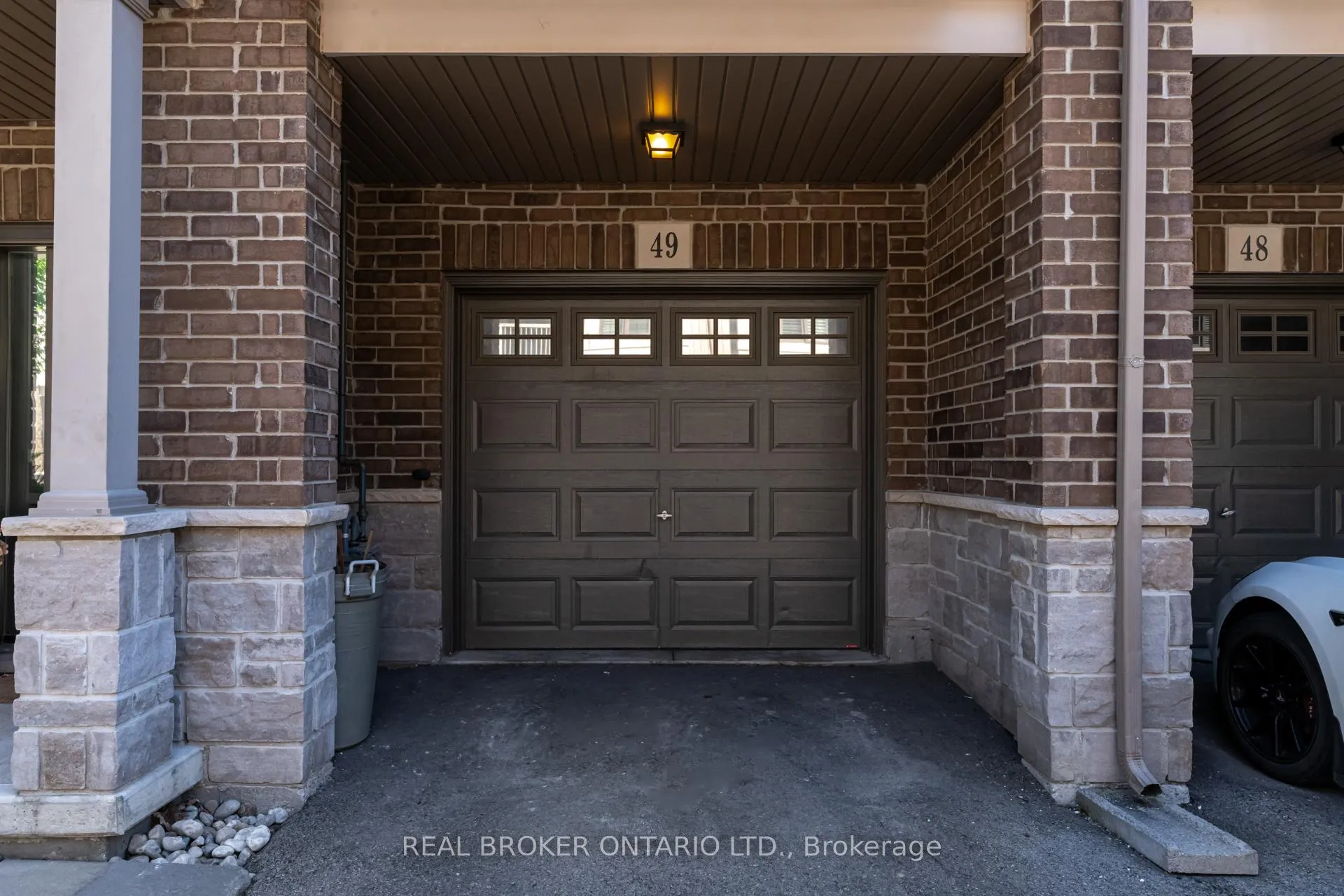 Photo 2 of Unit 49, 377 Glancaster Road, Hamilton, Villages of Glancaster — HOMEH