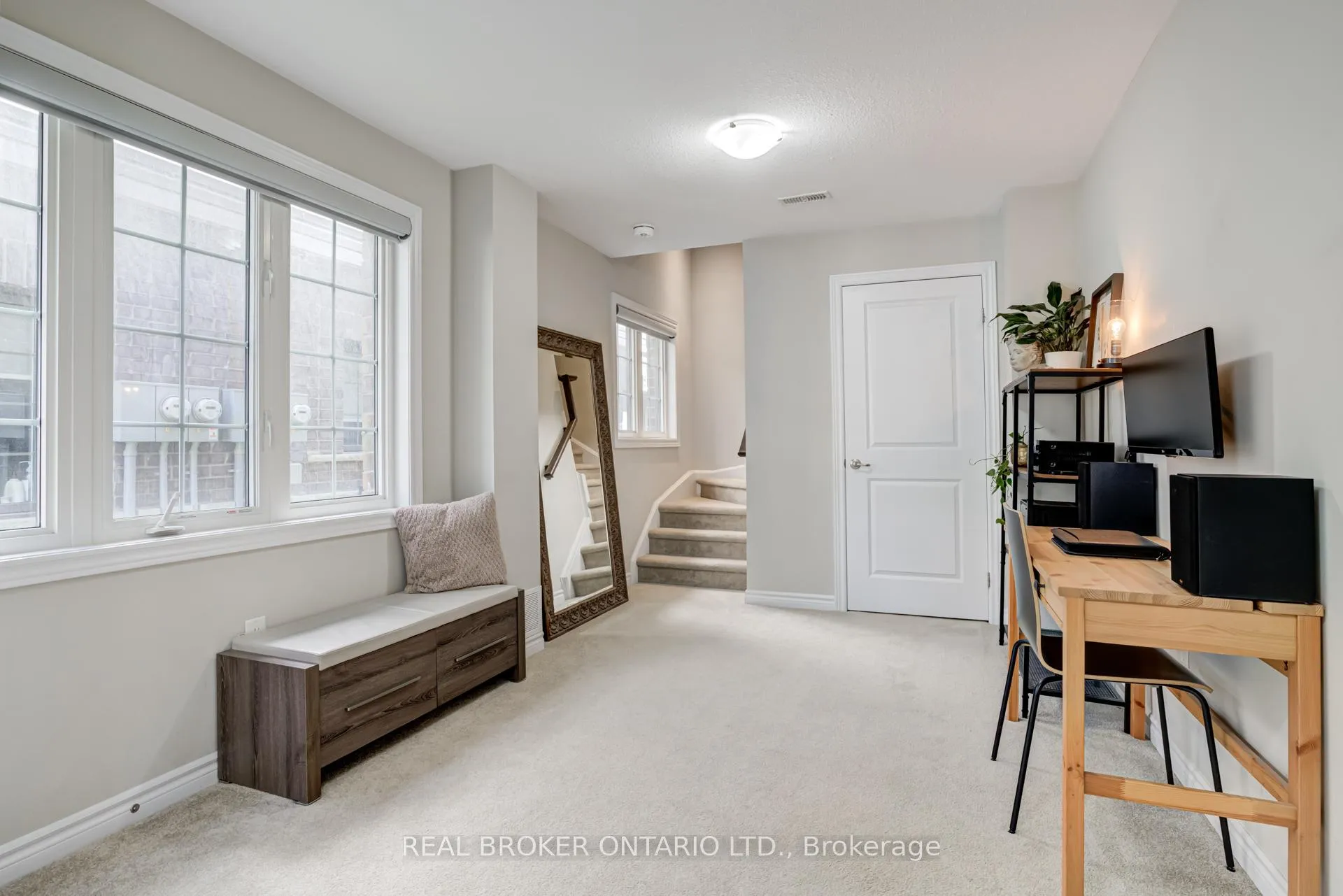 Photo 4 of Unit 49, 377 Glancaster Road, Hamilton, Villages of Glancaster — HOMEH