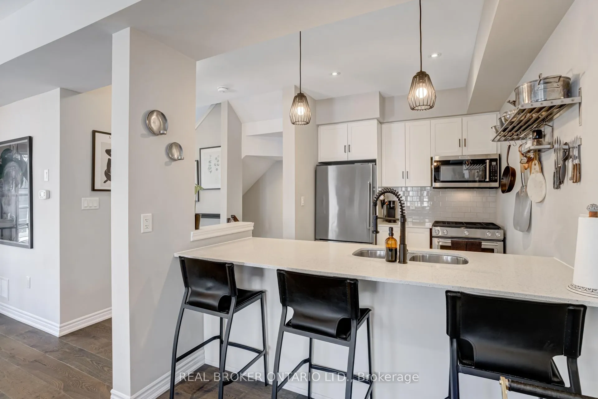 Photo 10 of Unit 49, 377 Glancaster Road, Hamilton, Villages of Glancaster — HOMEH