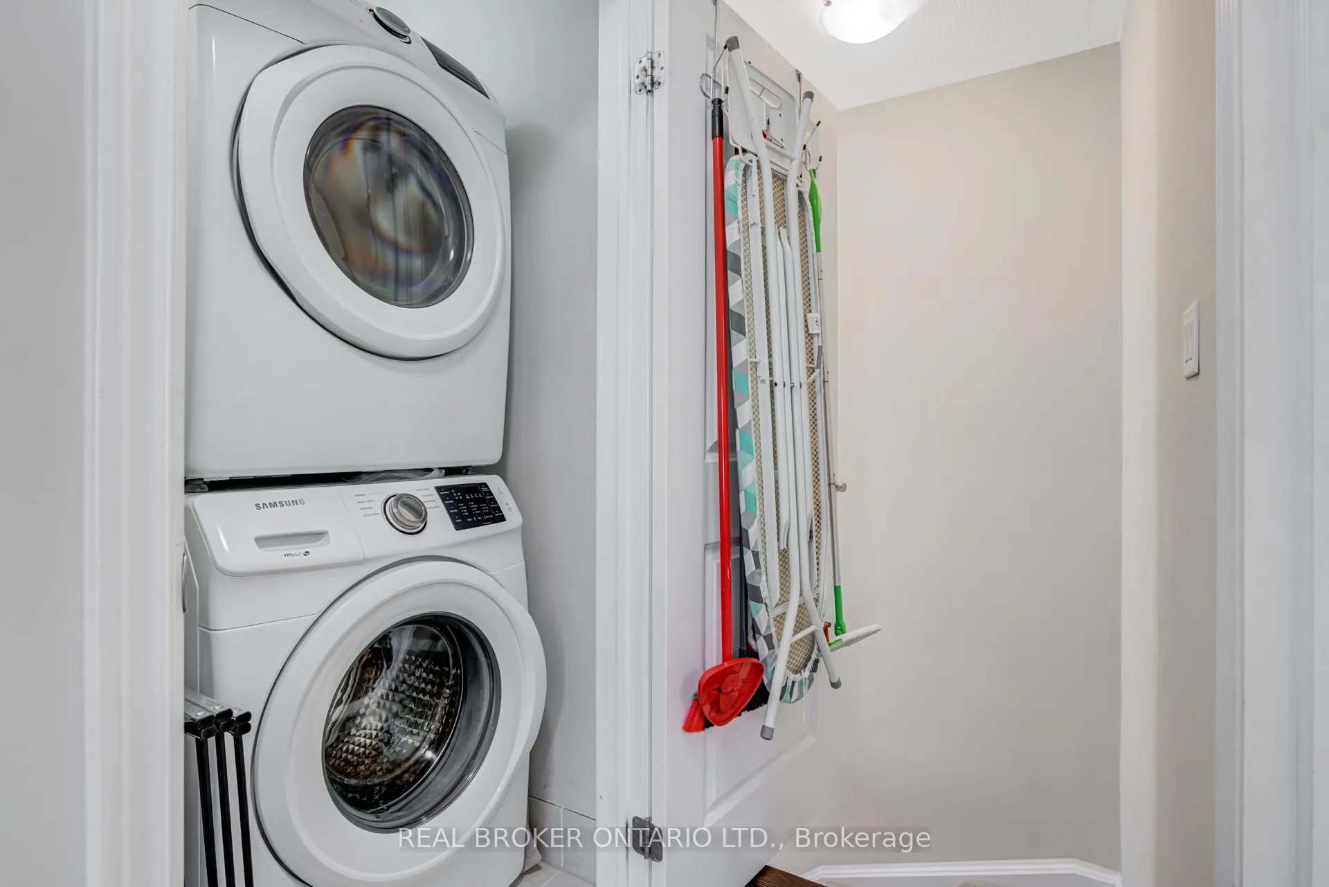 Photo 34 of Unit 49, 377 Glancaster Road, Hamilton, Villages of Glancaster — HOMEH