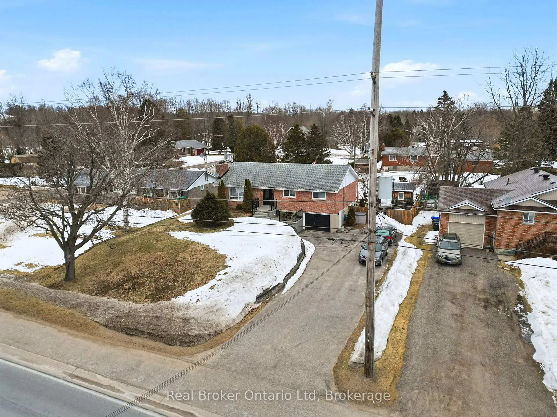 Photo 32 of 8271 93 Highway, Tiny, Wyebridge — HOMEH