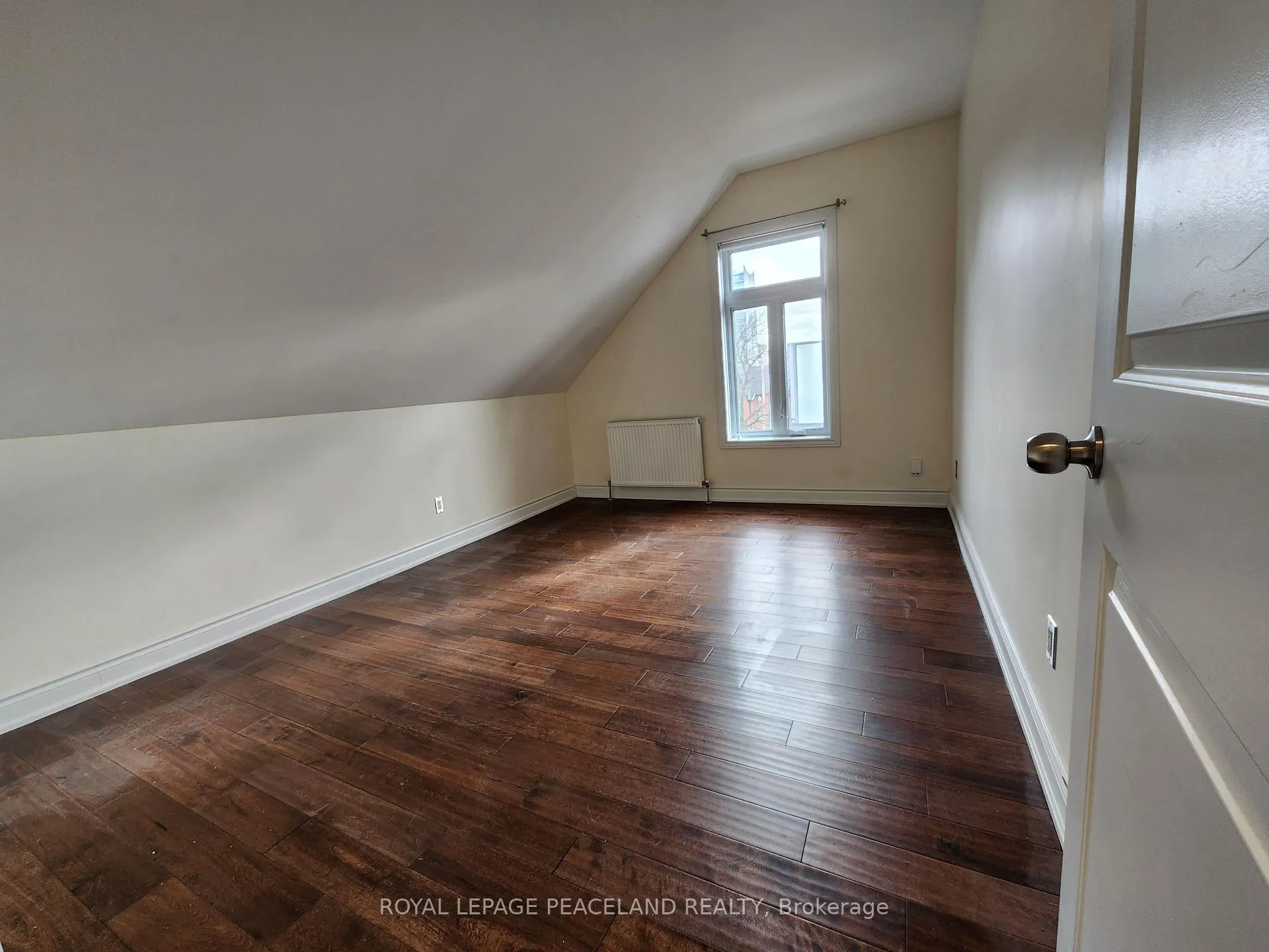 Photo 10 of Unit 3rd Flr, 101 Bedford Road, Toronto, The Annex — HOMEH