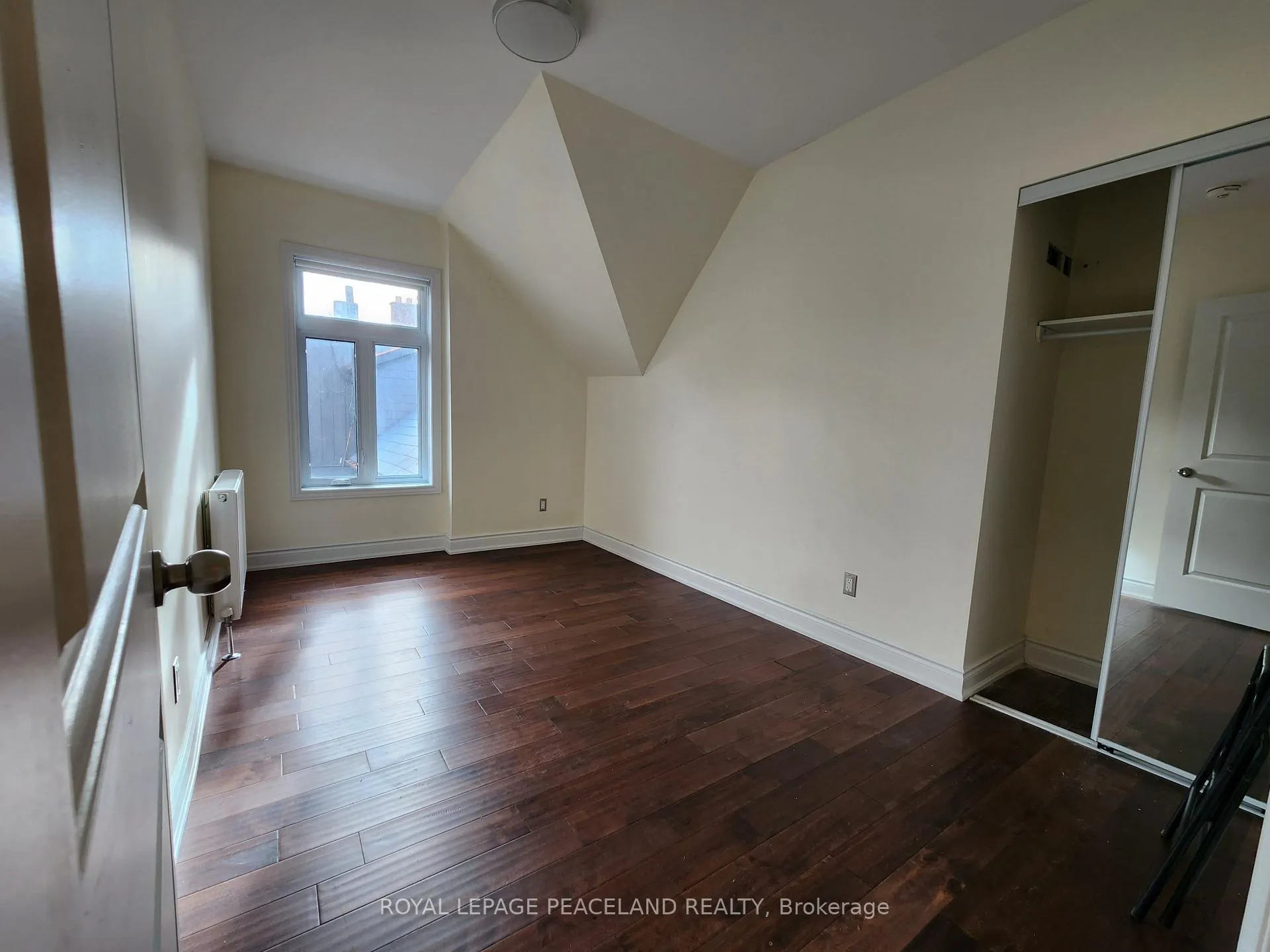 Photo 11 of Unit 3rd Flr, 101 Bedford Road, Toronto, The Annex — HOMEH