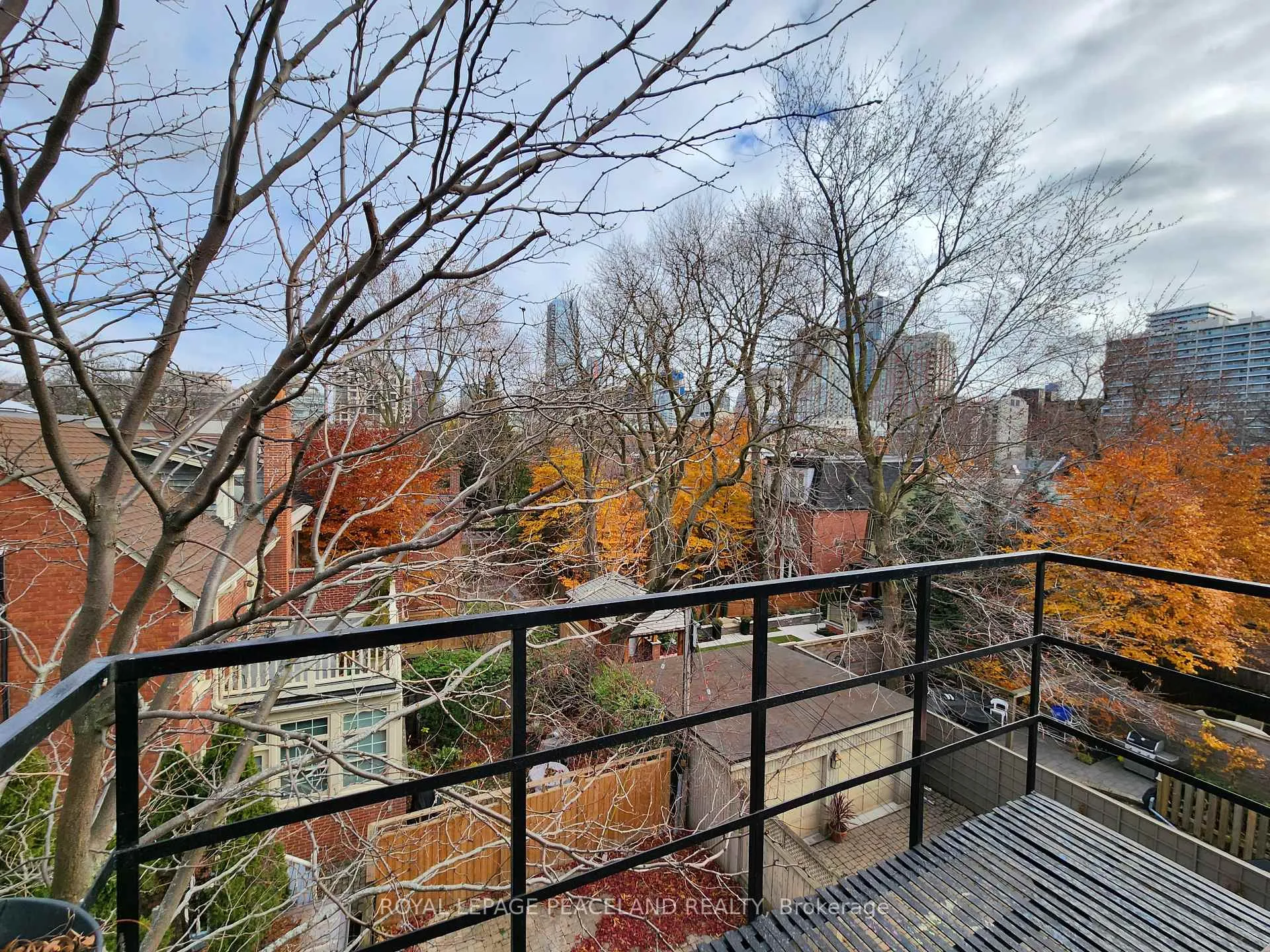 Photo 15 of Unit 3rd Flr, 101 Bedford Road, Toronto, The Annex — HOMEH