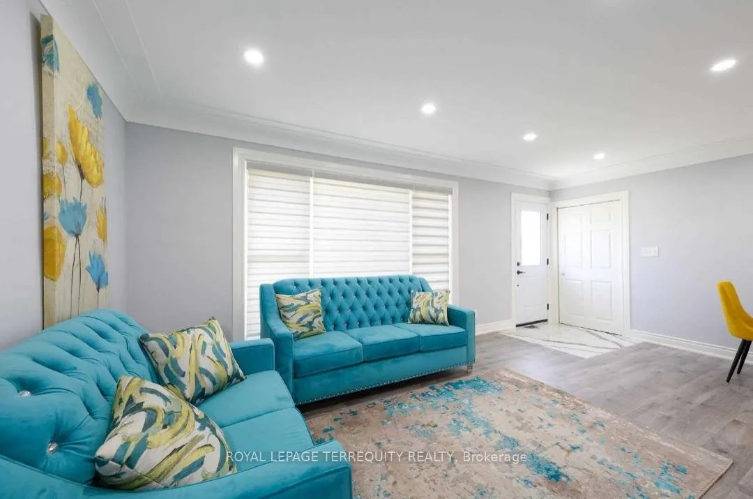 Photo 7 of Unit Main Floor, 6950 Richmond Crescent, Niagara Falls, Arad/Fallsview — HOMEH