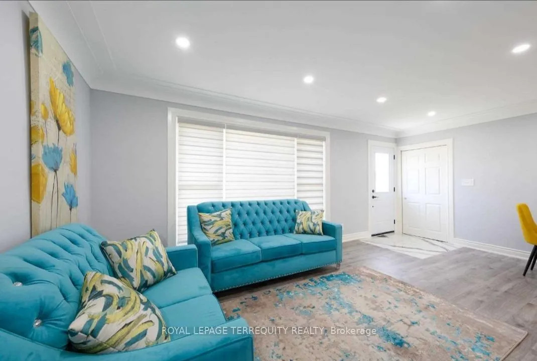 Photo 8 of Unit Main Floor, 6950 Richmond Crescent, Niagara Falls, Arad/Fallsview — HOMEH