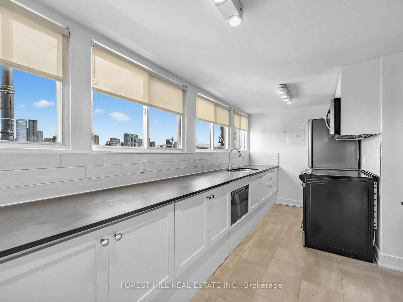 Photo 14 of Unit PHD, 70 Spadina Road, Toronto, The Annex — HOMEH