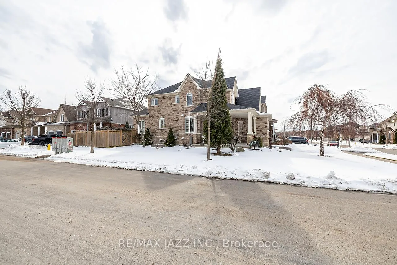 Photo 38 of 1 Elmer Adams Drive, Clarington, Courtice — HOMEH