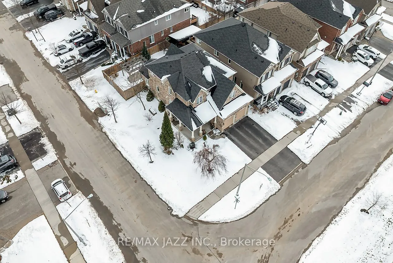 Photo 41 of 1 Elmer Adams Drive, Clarington, Courtice — HOMEH
