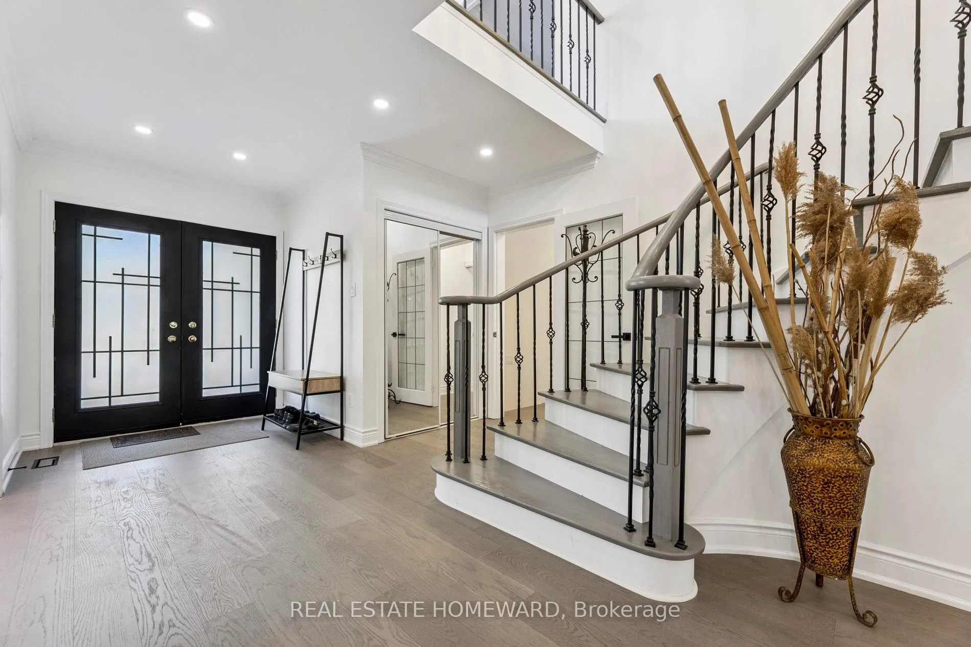 Photo 4 of 1566 Oakburn Street, Pickering, Highbush — HOMEH