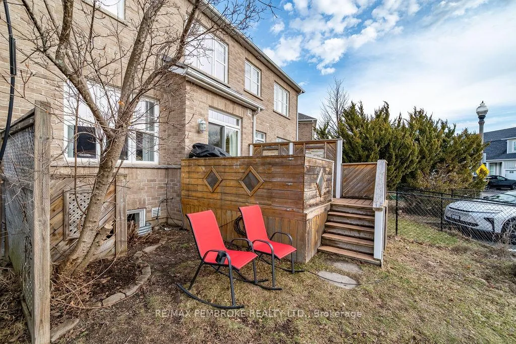 Photo 7 of 891 Newmarket Lane, Kingston, Rideau — HOMEH