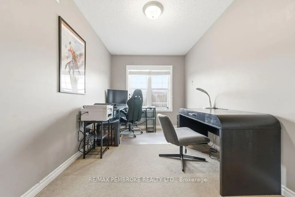 Photo 25 of 891 Newmarket Lane, Kingston, Rideau — HOMEH