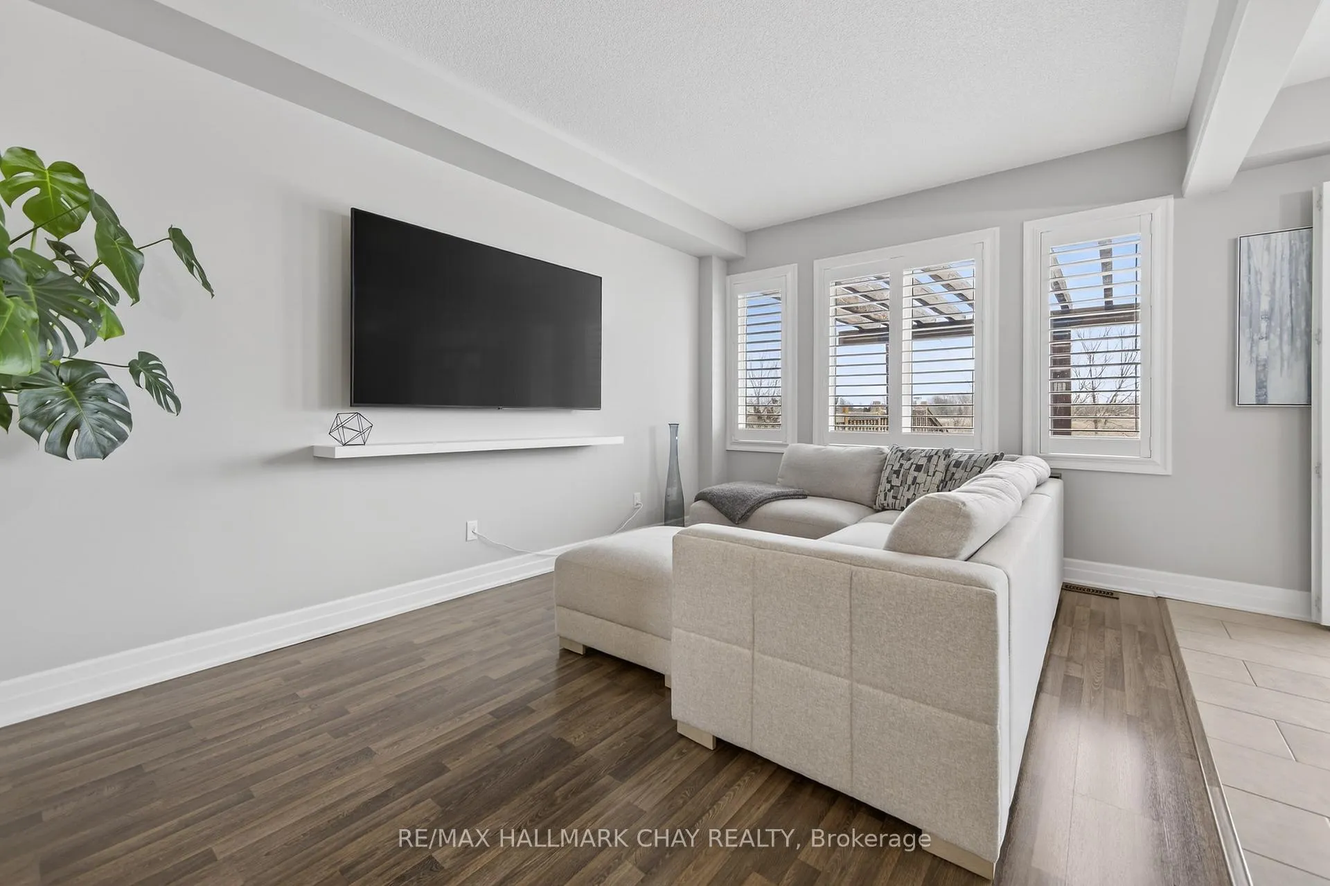 Photo 7 of 25 Wagner Crescent, Essa, Angus — HOMEH