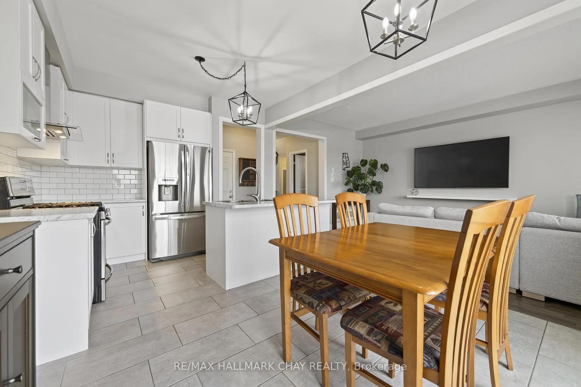 Photo 11 of 25 Wagner Crescent, Essa, Angus — HOMEH