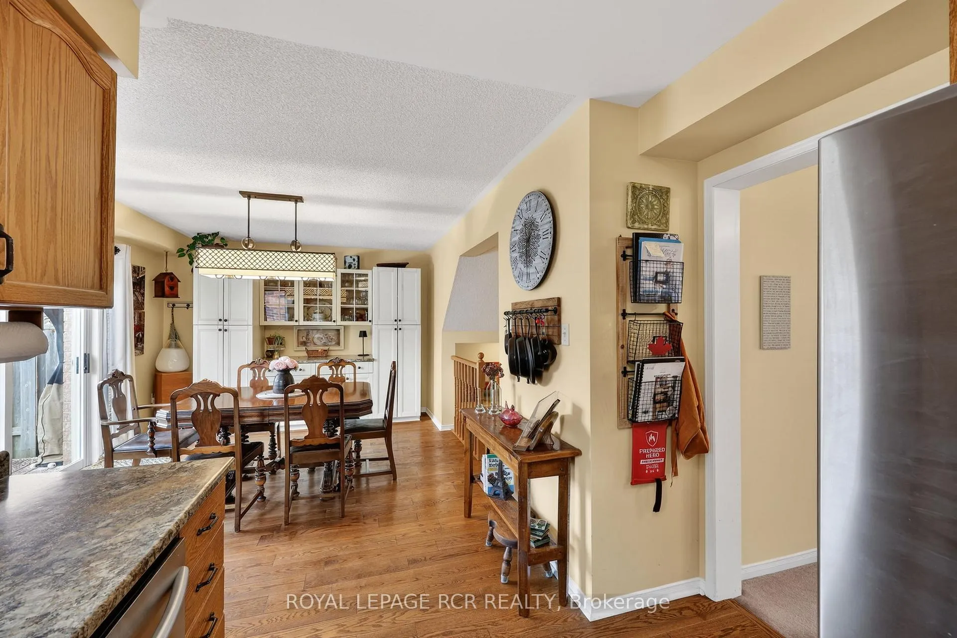 Photo 14 of 102 Henderson Crescent, New Tecumseth, Alliston — HOMEH