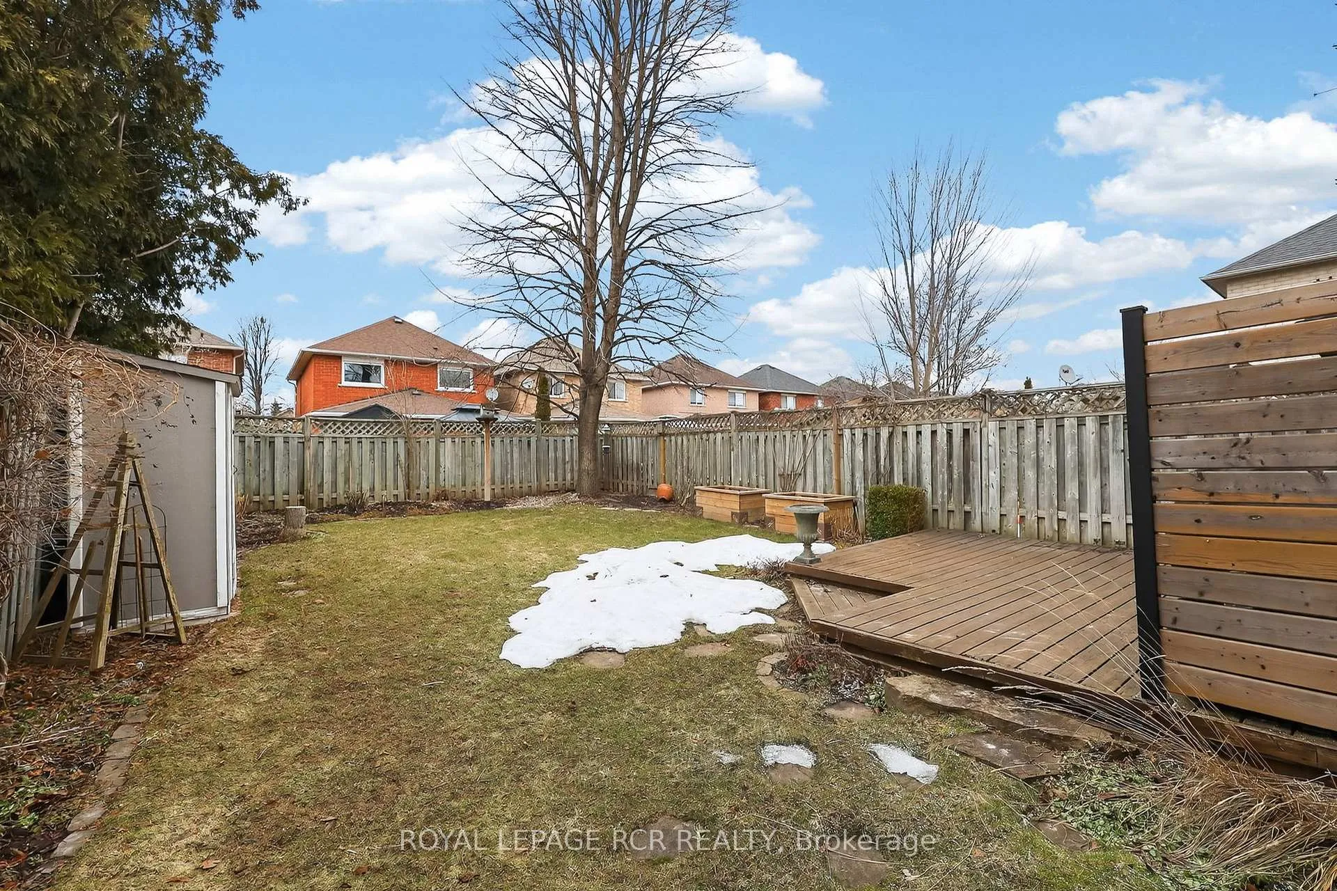Photo 38 of 102 Henderson Crescent, New Tecumseth, Alliston — HOMEH