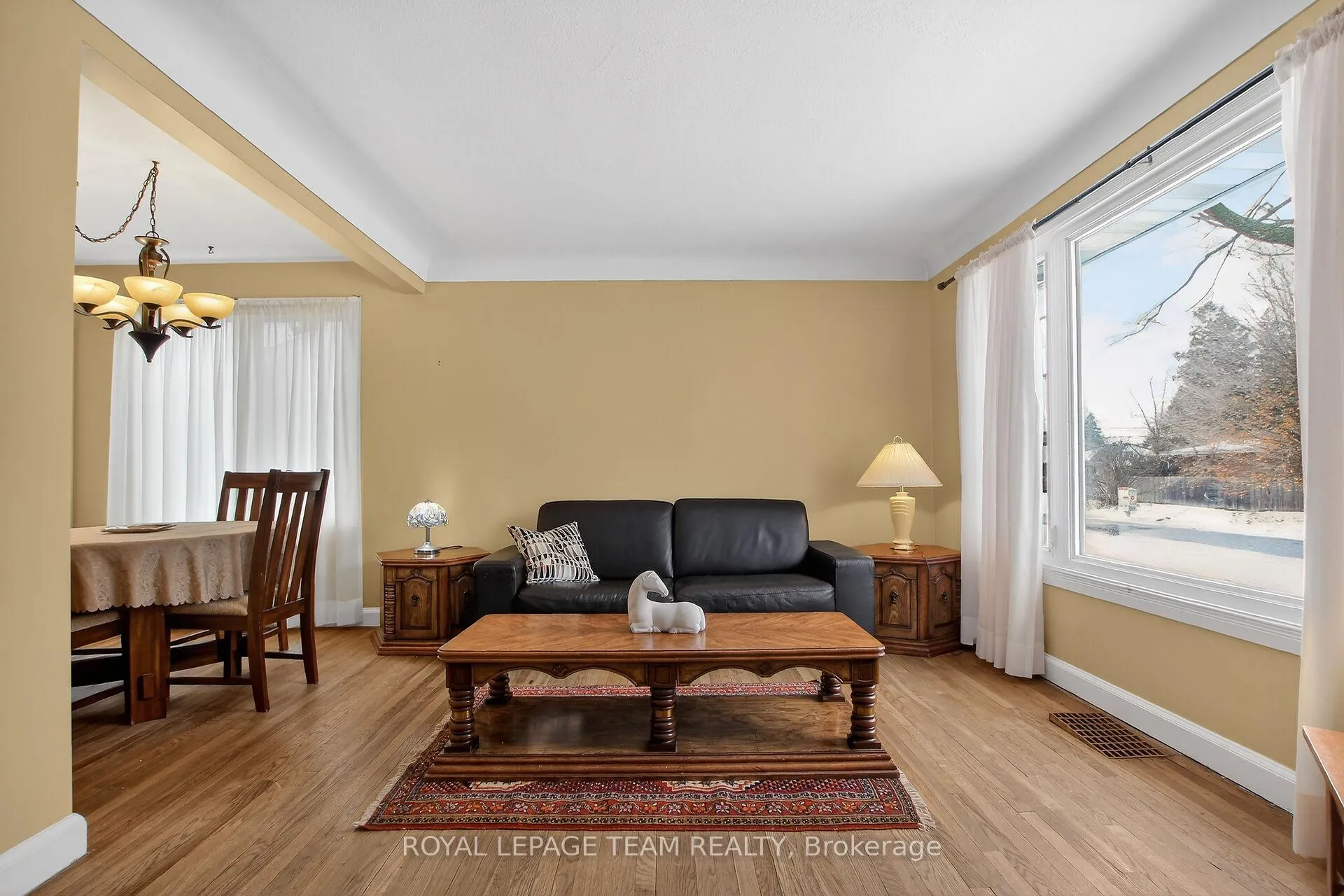 Photo 7 of 36 Rita Avenue, Ottawa, Meadowlands/St. Claire Gardens — HOMEH