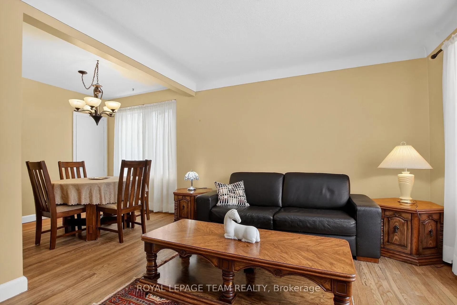 Photo 8 of 36 Rita Avenue, Ottawa, Meadowlands/St. Claire Gardens — HOMEH