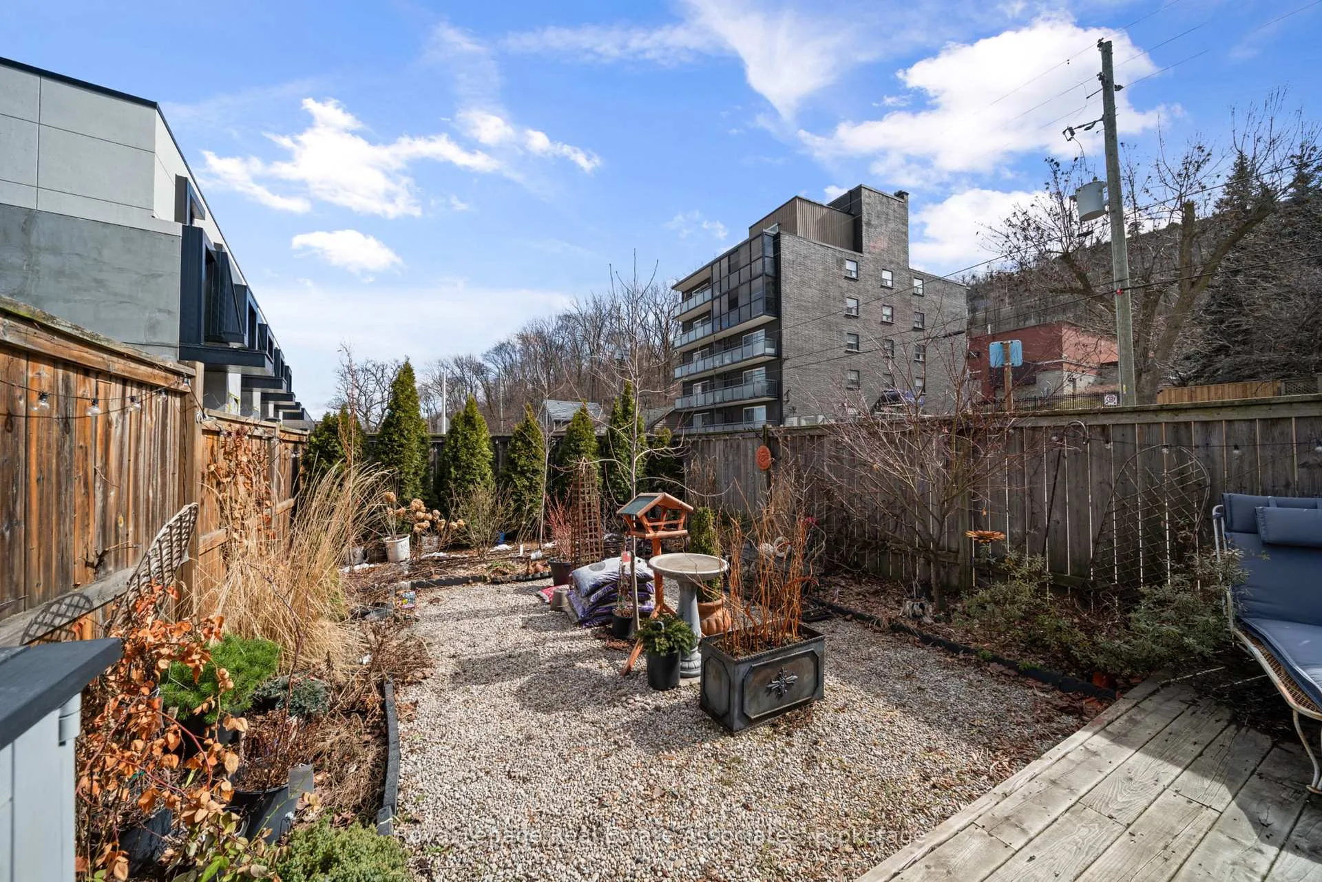 Photo 20 of 215 Ferguson Avenue S, Hamilton, Corktown — HOMEH