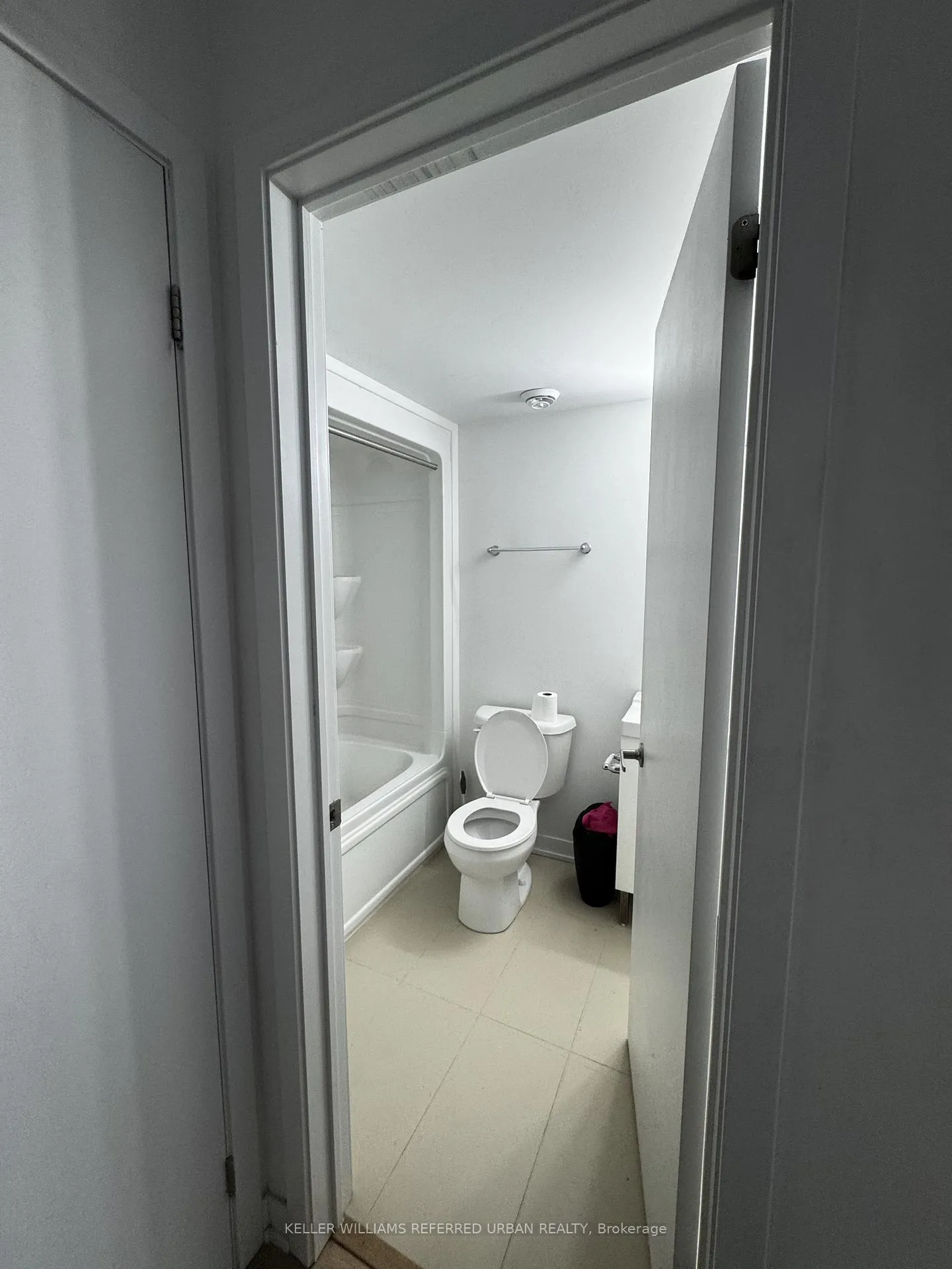 Photo 12 of Unit 10-3, 1720 Simcoe Street, Oshawa, Samac — HOMEH