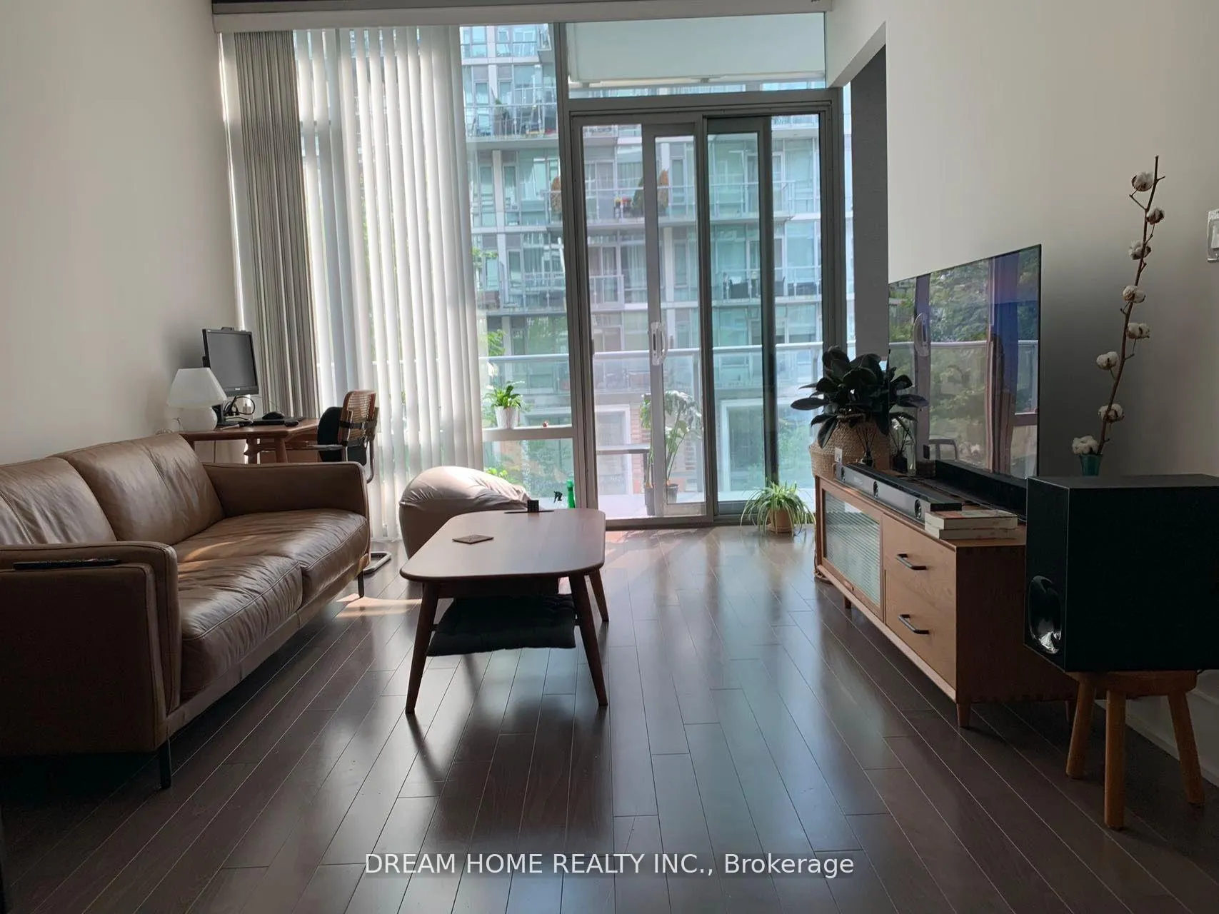 Photo 3 of Unit 305, 39 Queens Quay E, Toronto, Waterfront Communities — HOMEH