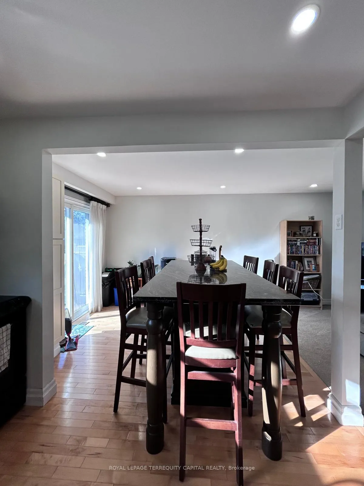 Photo 6 of Unit Upper, 174 Cook Street, Barrie, Cundles East — HOMEH