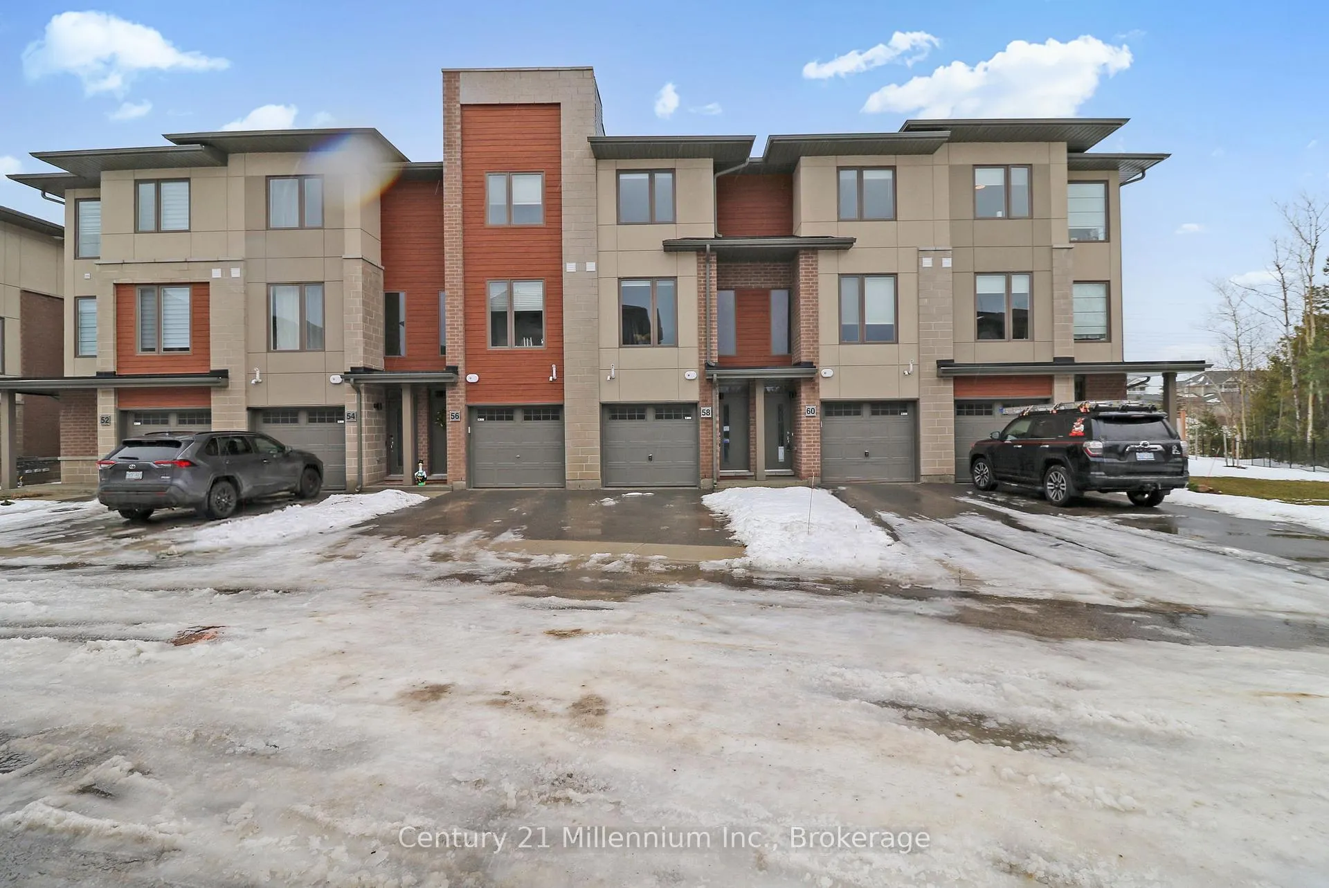 Photo 2 of 58 Winters Crescent, Collingwood — HOMEH