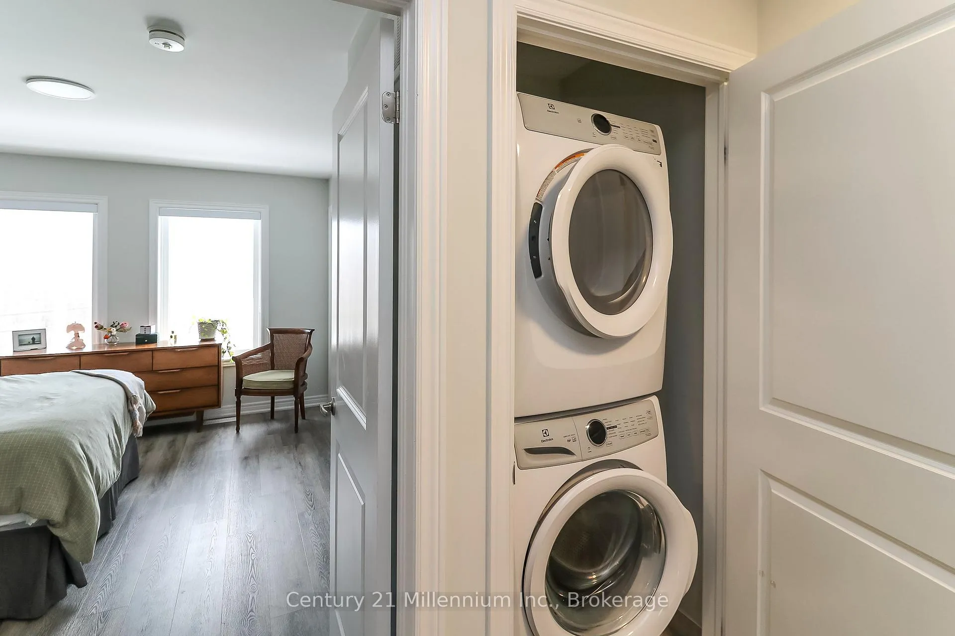 Photo 21 of 58 Winters Crescent, Collingwood — HOMEH