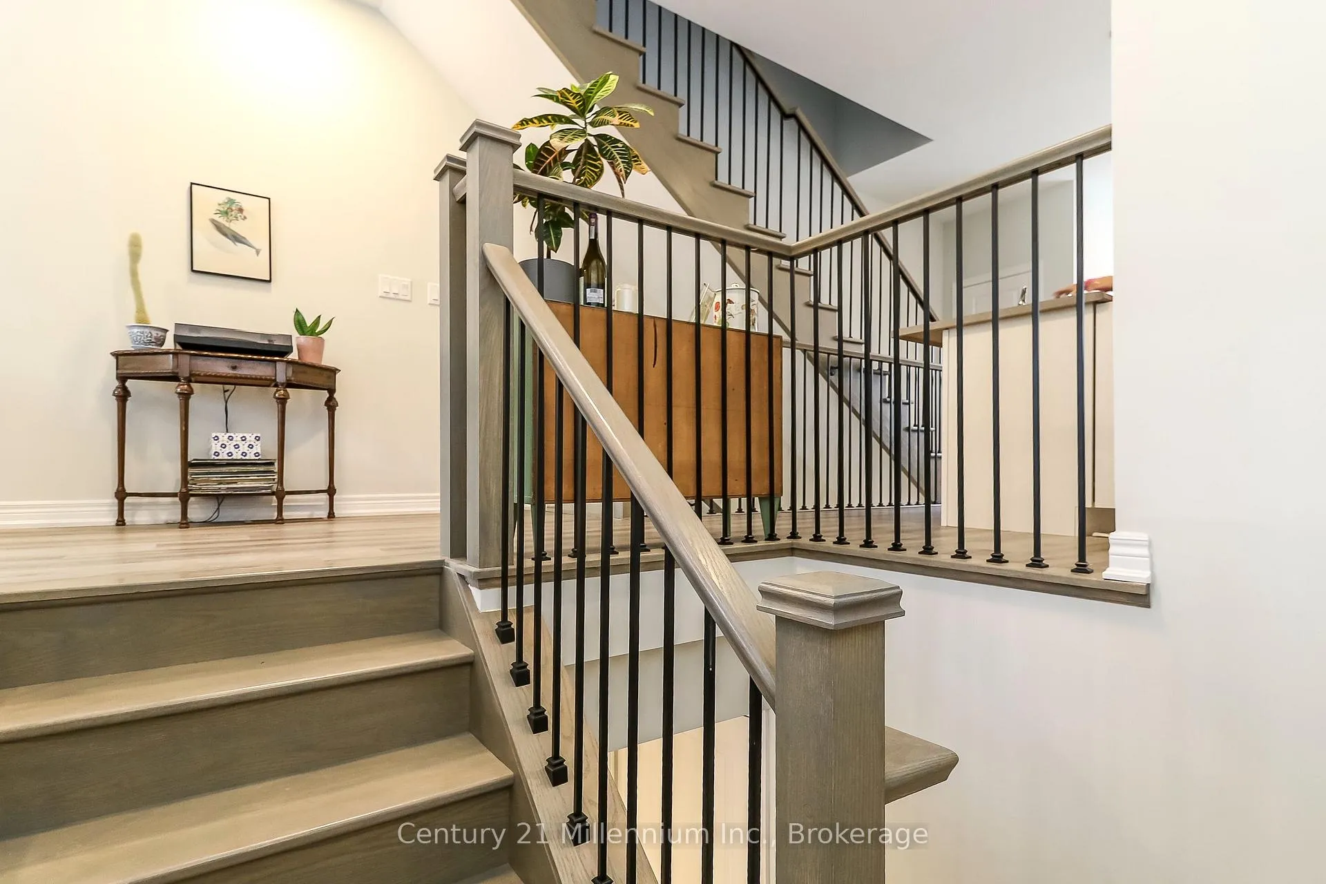 Photo 25 of 58 Winters Crescent, Collingwood — HOMEH