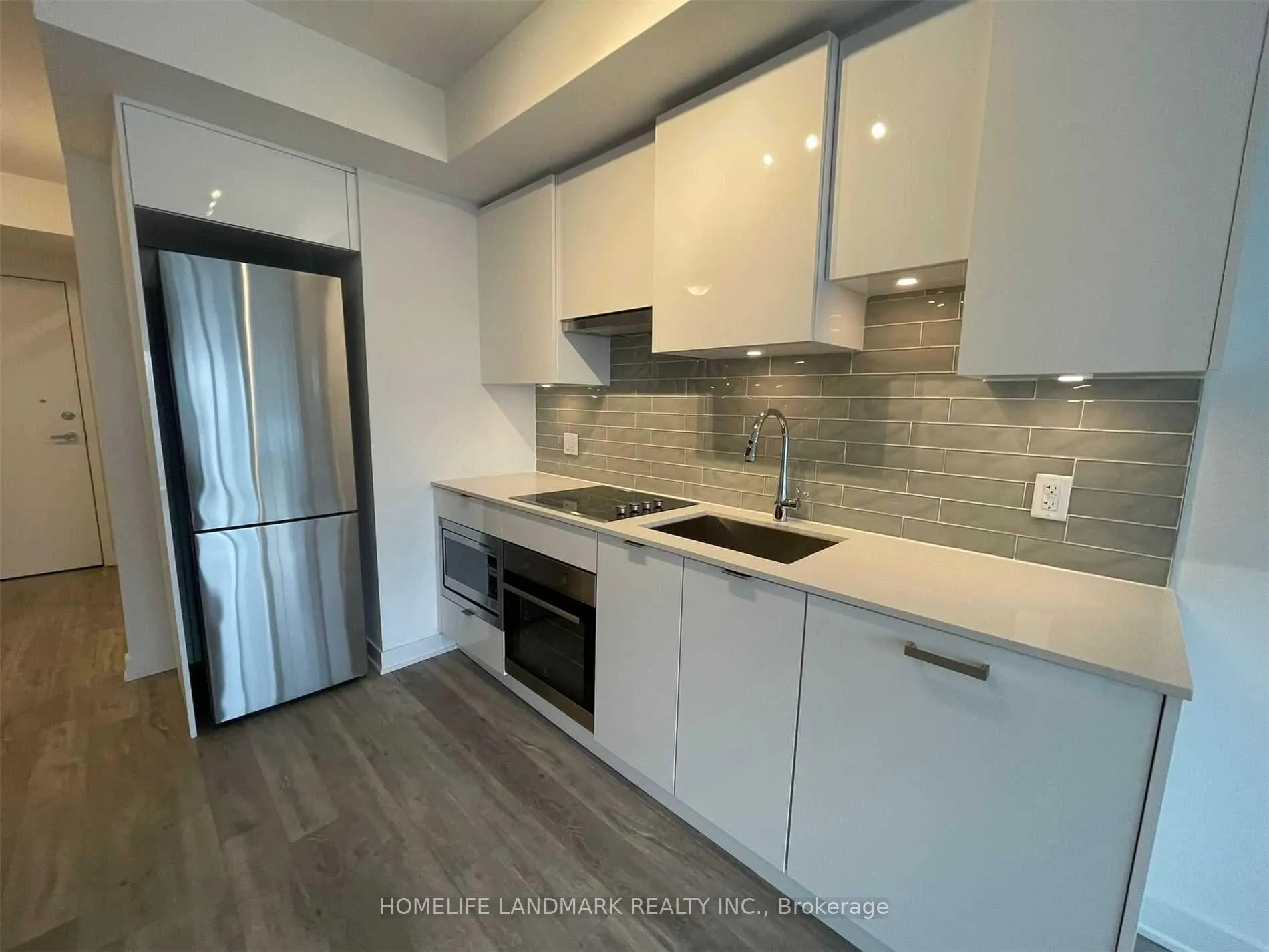 Photo 2 of Unit 2811, 195 Redpath Avenue, Toronto, Mount Pleasant West — HOMEH