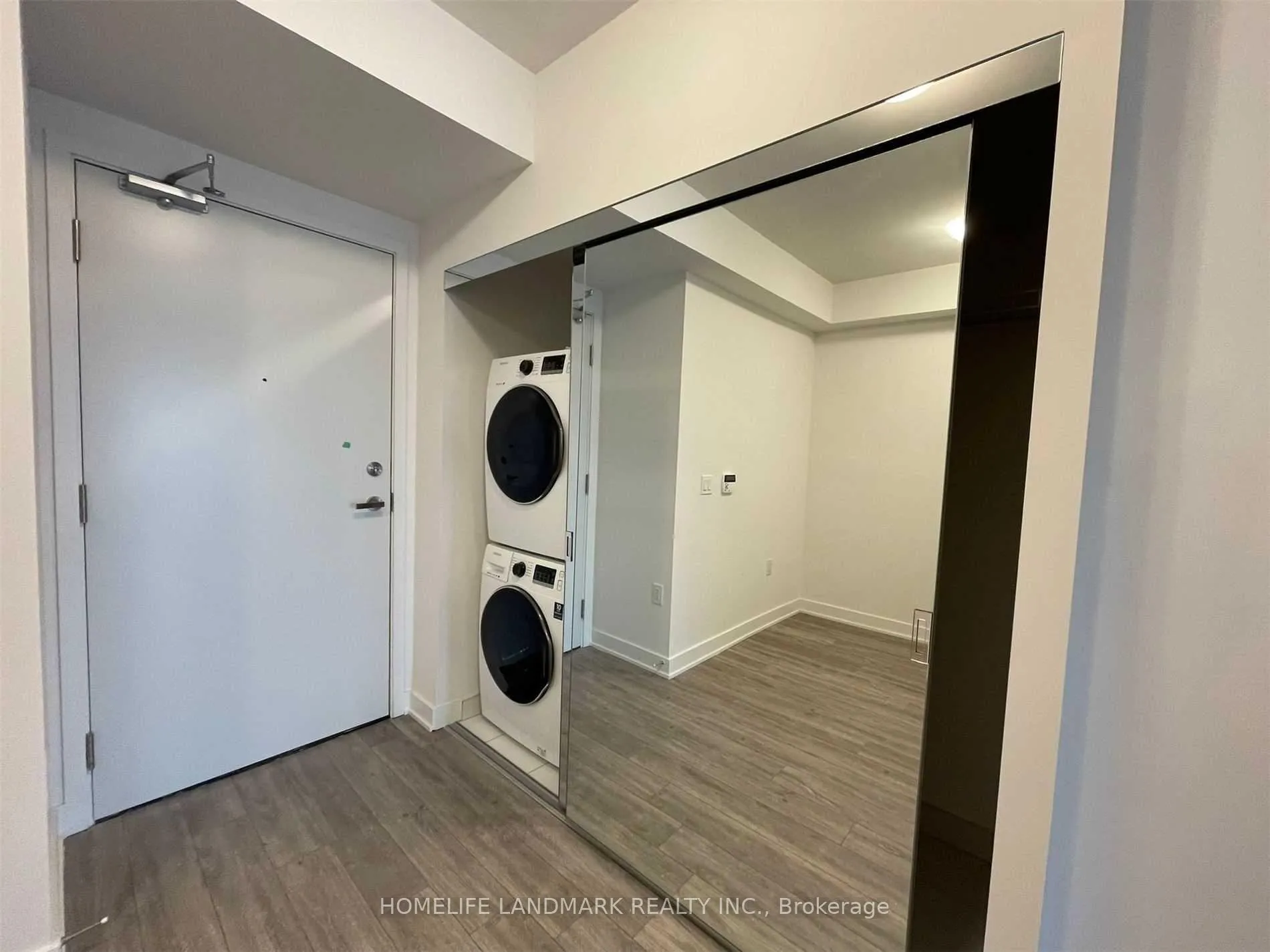 Photo 11 of Unit 2811, 195 Redpath Avenue, Toronto, Mount Pleasant West — HOMEH