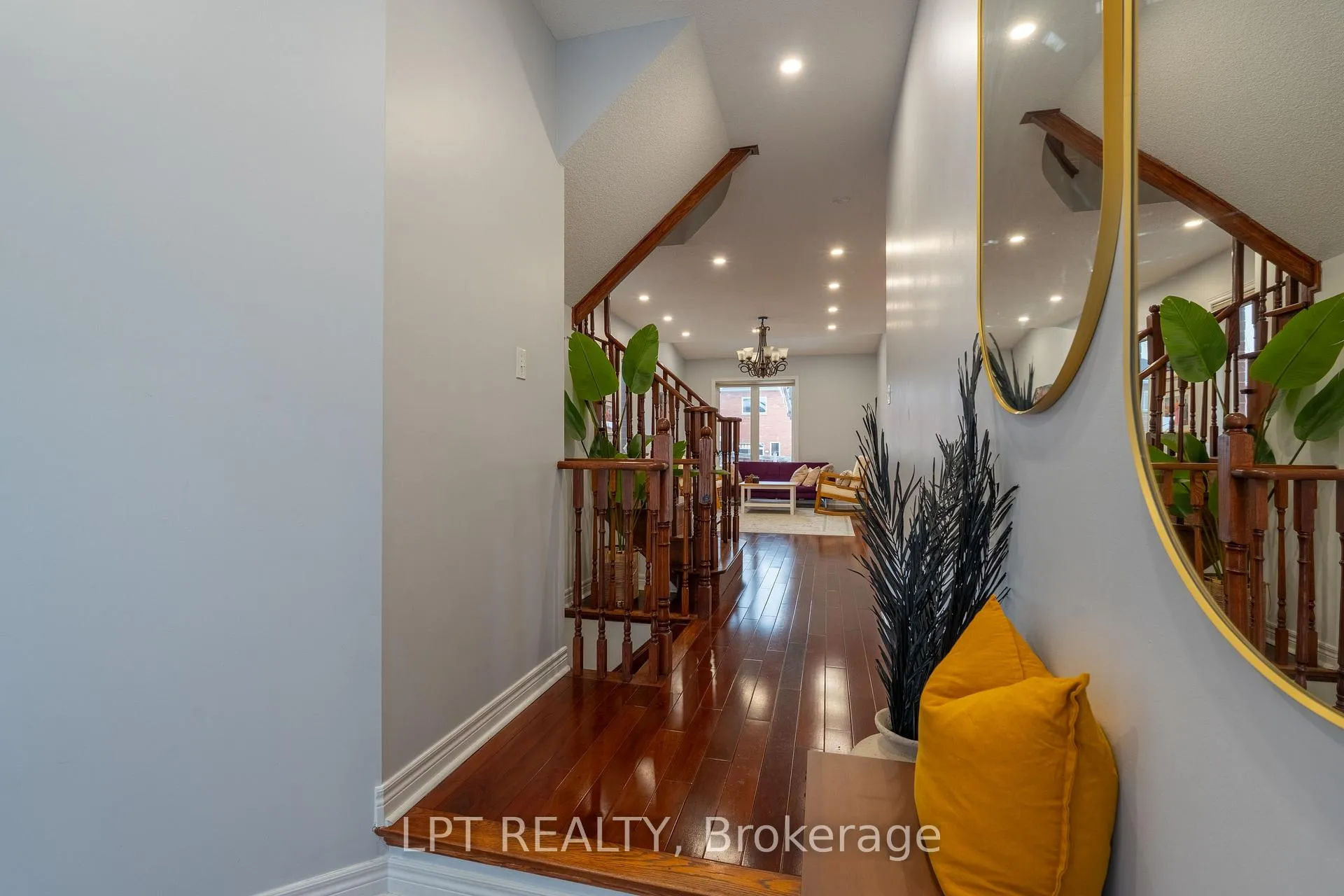 Photo 10 of 54 Delphinium Way, Brampton, Northwest Sandalwood Parkway — HOMEH