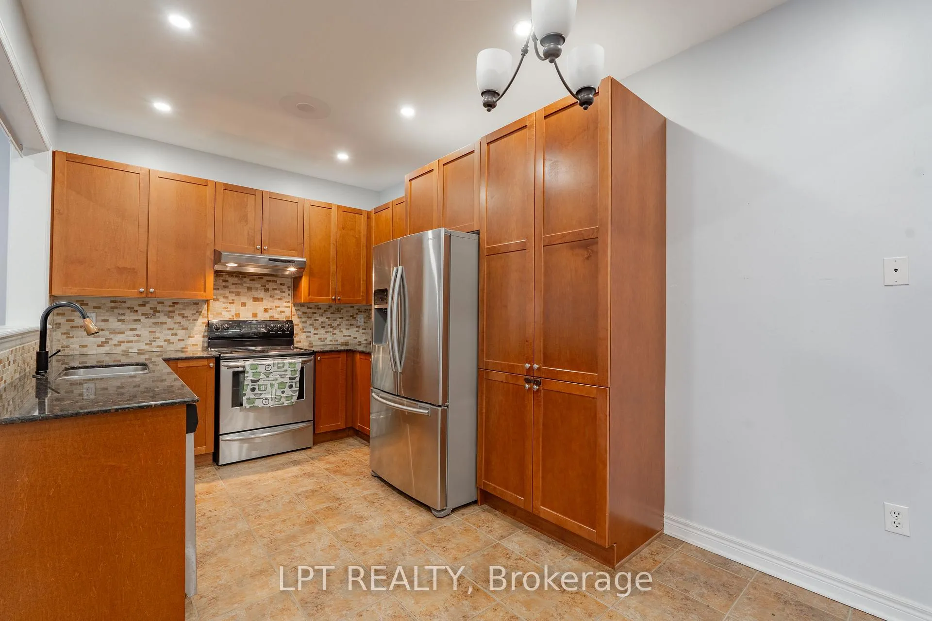 Photo 18 of 54 Delphinium Way, Brampton, Northwest Sandalwood Parkway — HOMEH