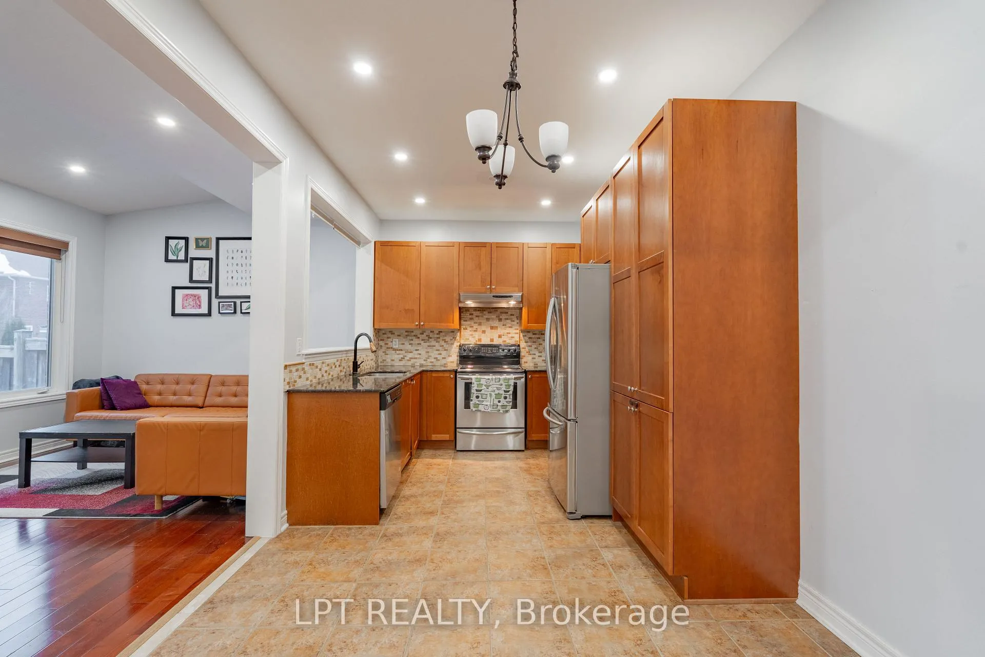 Photo 19 of 54 Delphinium Way, Brampton, Northwest Sandalwood Parkway — HOMEH