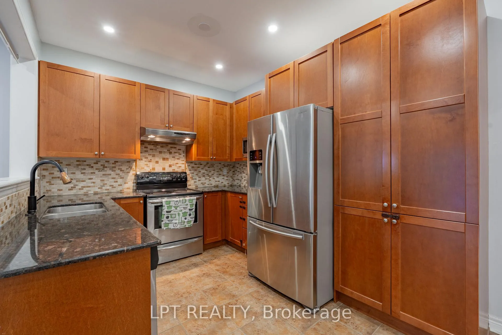 Photo 21 of 54 Delphinium Way, Brampton, Northwest Sandalwood Parkway — HOMEH