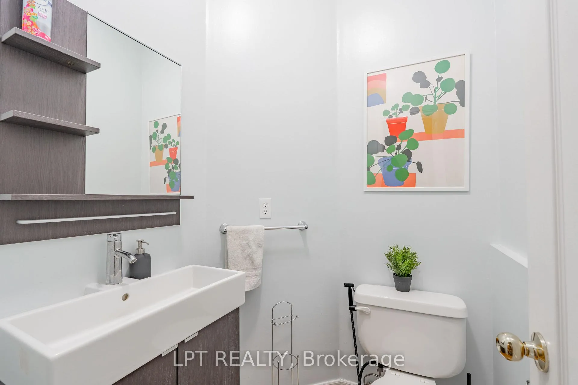 Photo 26 of 54 Delphinium Way, Brampton, Northwest Sandalwood Parkway — HOMEH