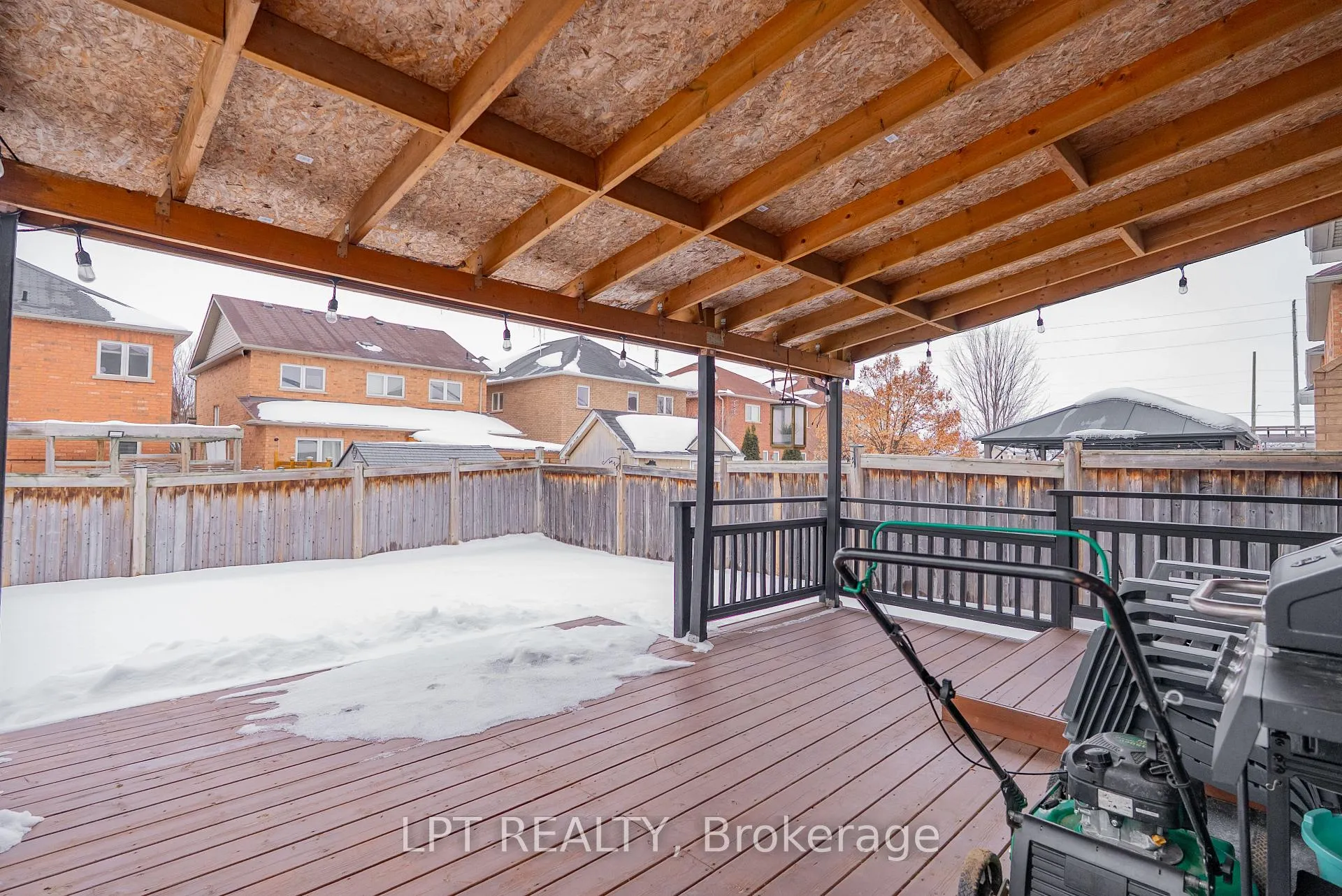 Photo 32 of 54 Delphinium Way, Brampton, Northwest Sandalwood Parkway — HOMEH