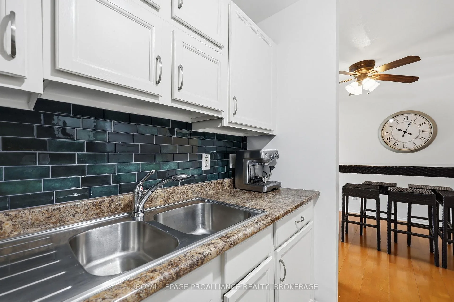 Photo 8 of Unit 215, 17 Eldon Hall Place, Kingston, Central City West — HOMEH