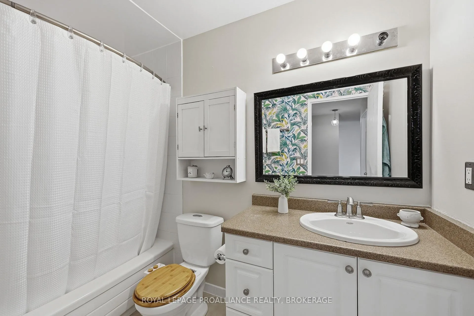 Photo 21 of Unit 215, 17 Eldon Hall Place, Kingston, Central City West — HOMEH